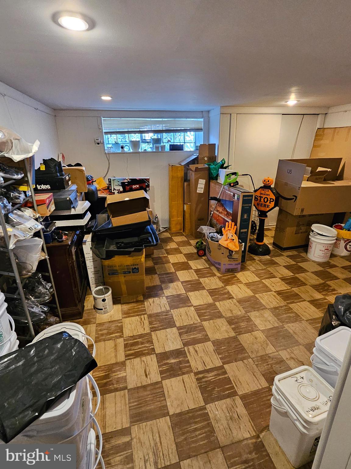 MAYFAIR (WEST) - Residential