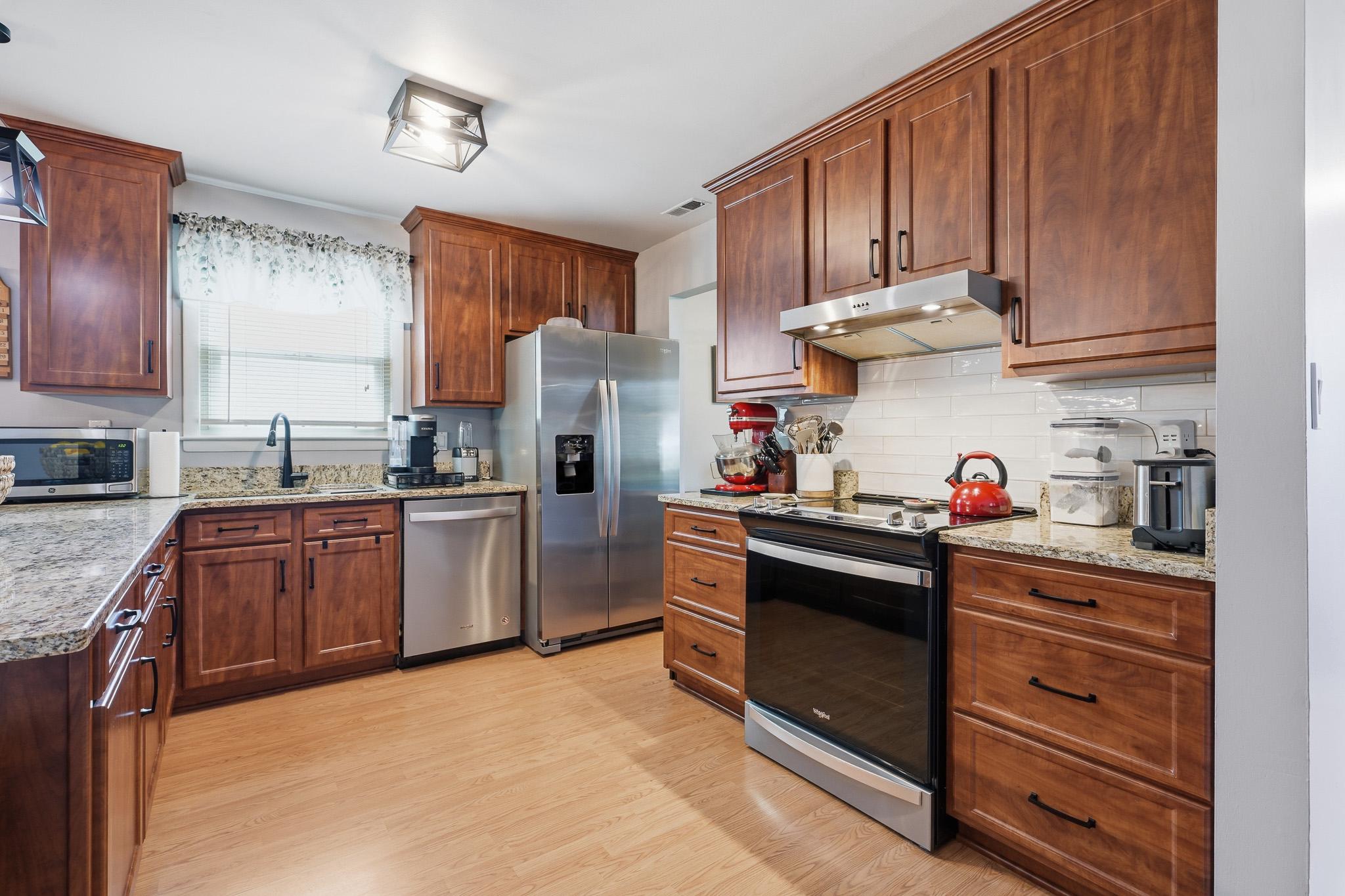 13 PERSIMMON PLACE
