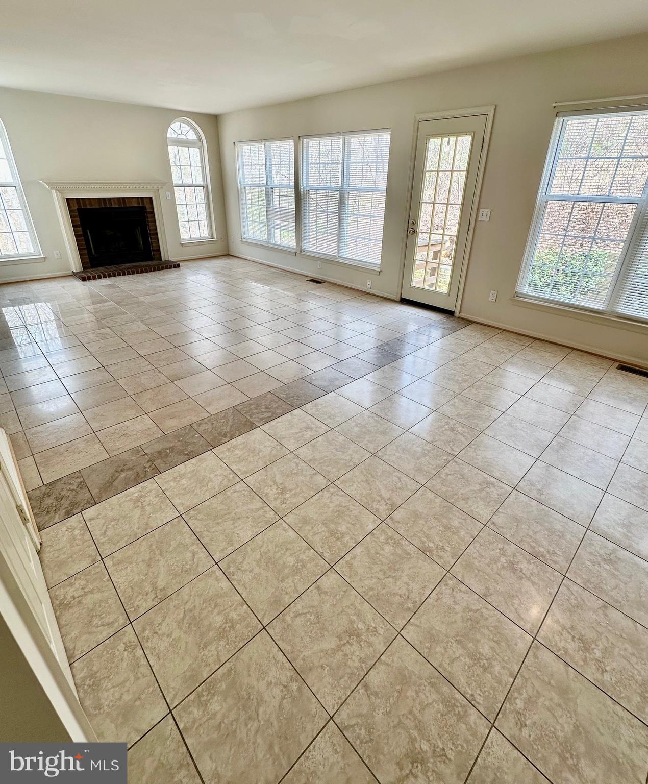 AQUIA HARBOUR - Residential Lease