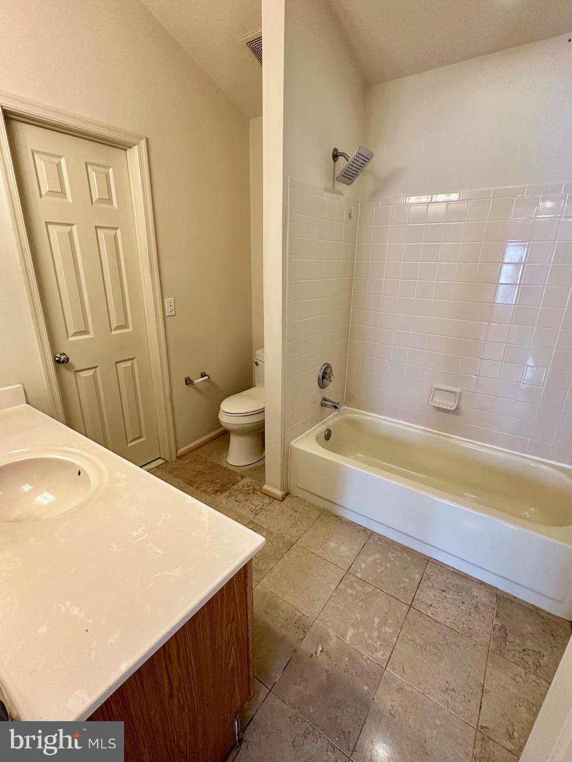 AQUIA HARBOUR - Residential Lease