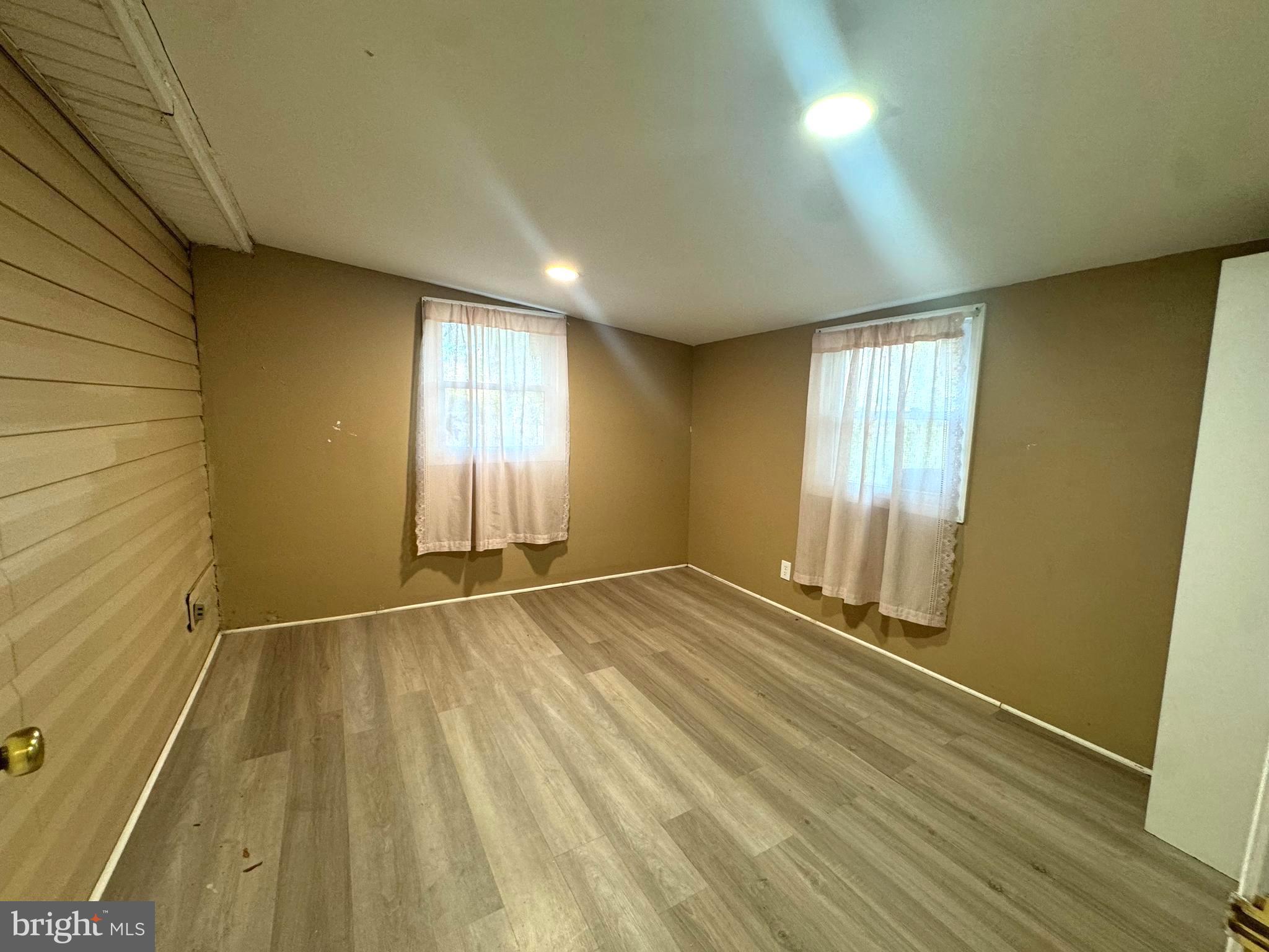 HAGERSTOWN - Residential