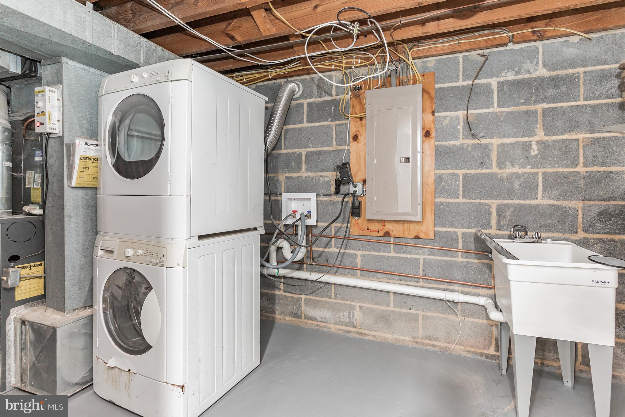 RANDOLPH HILLS - Residential