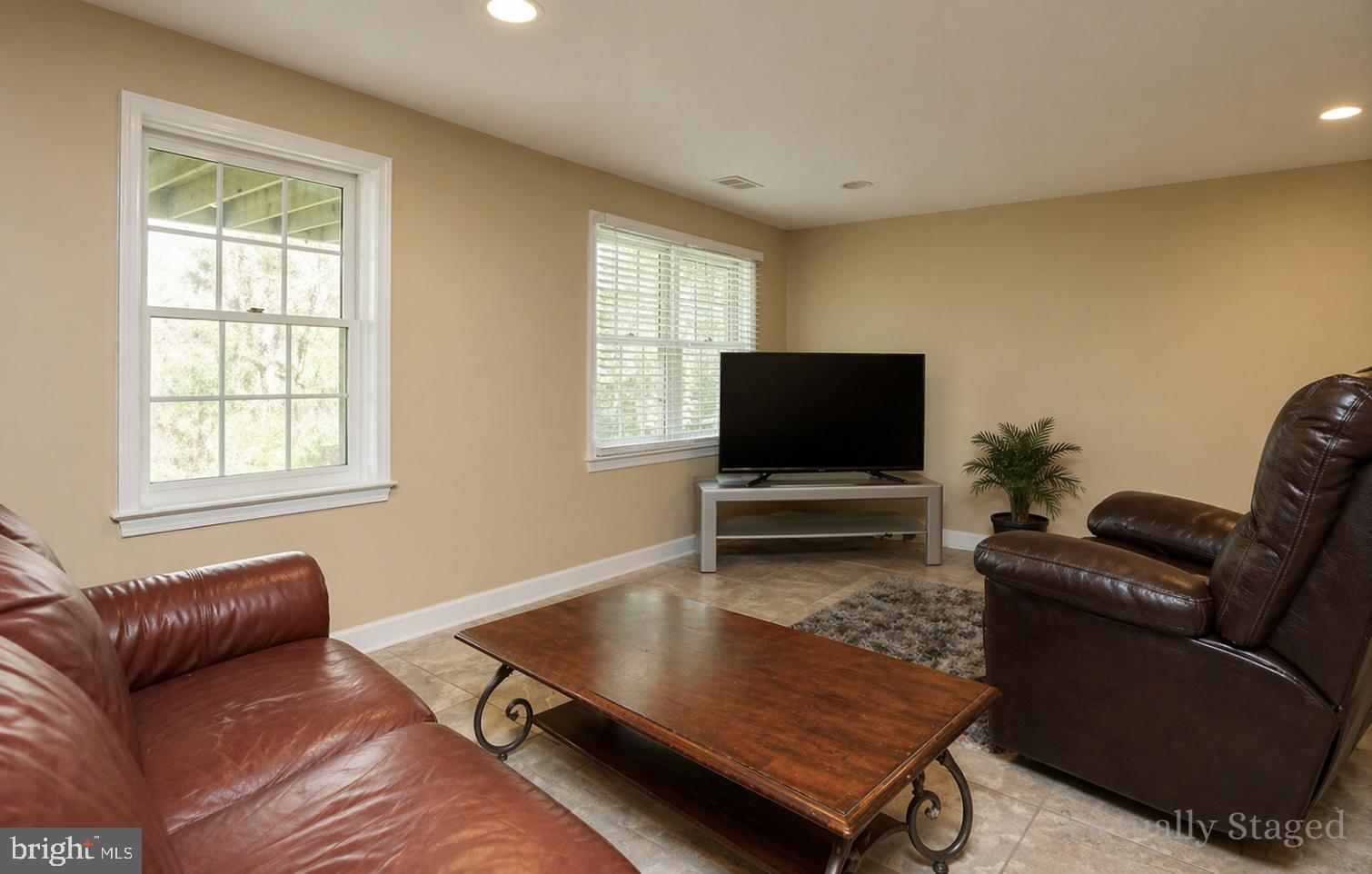 AVENEL - Residential