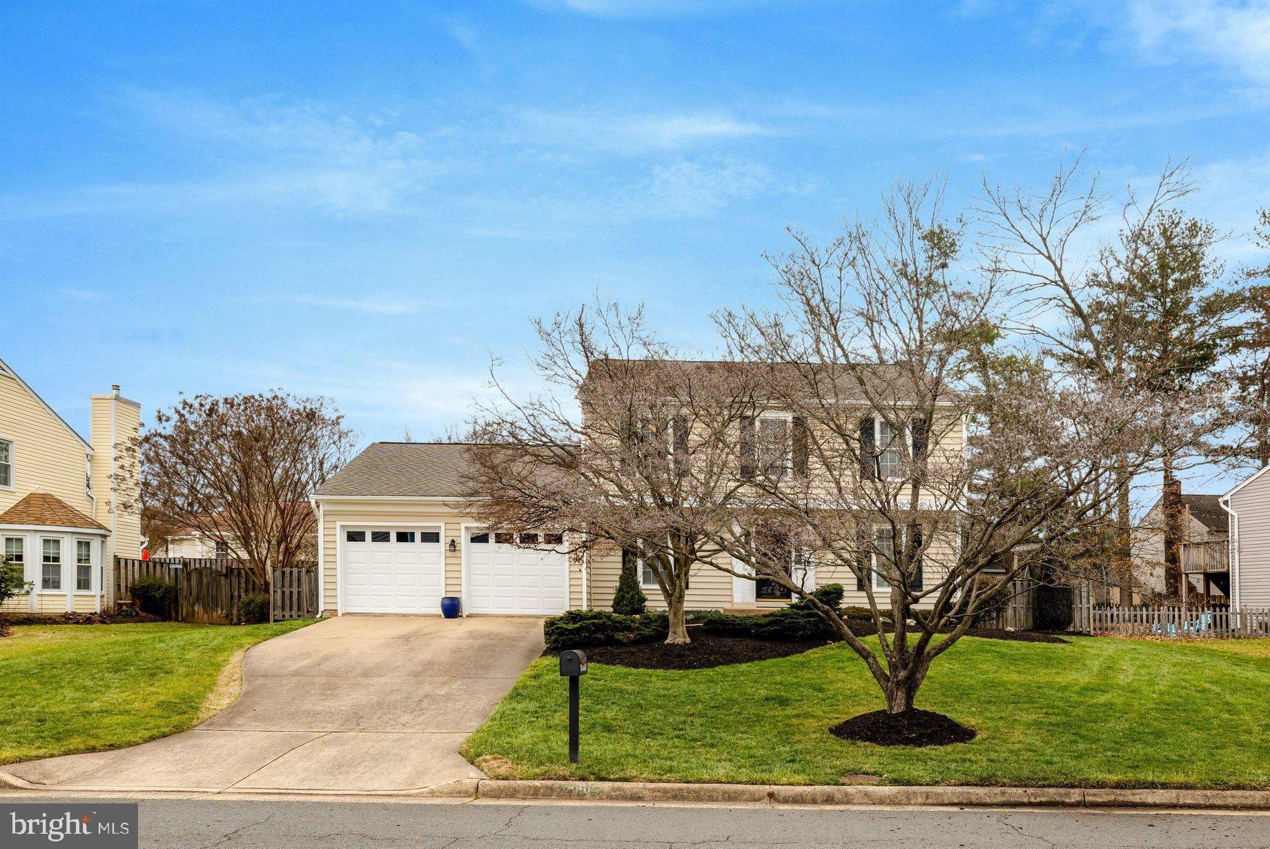 KINGSTON CHASE - Residential