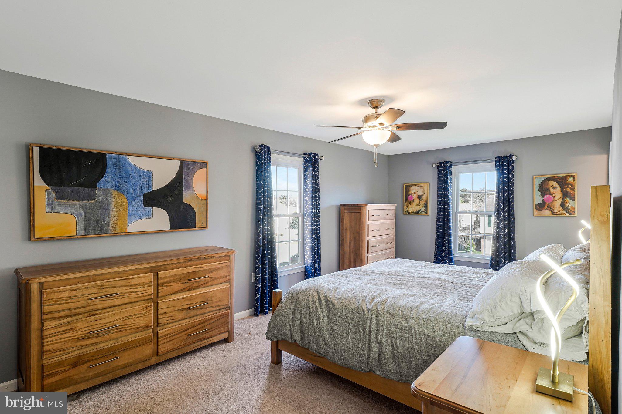 KINGSTON CHASE - Residential