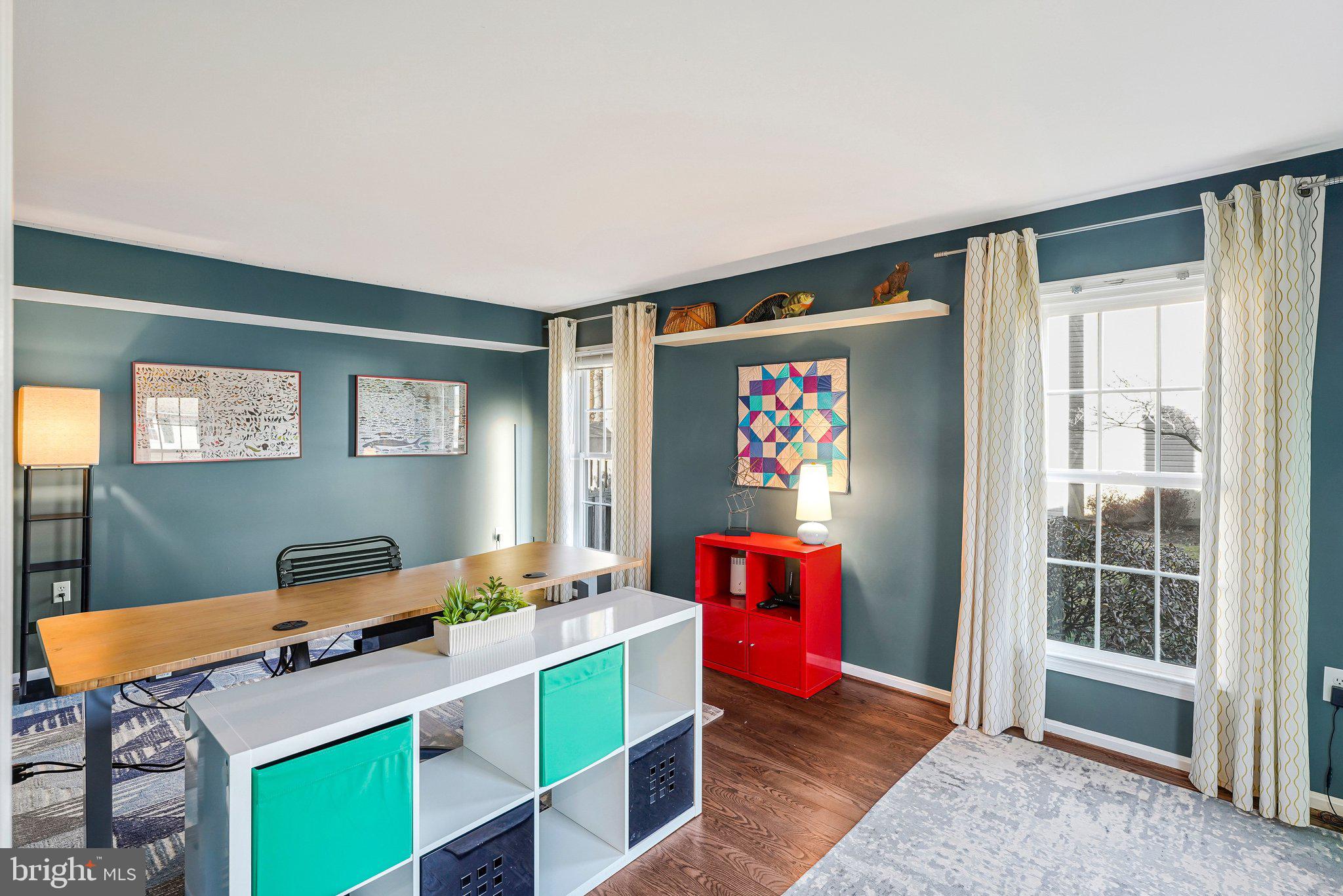 KINGSTON CHASE - Residential