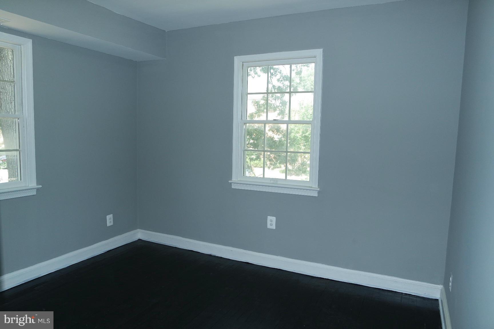 MT RAINIER- ROGERS 1ST A - Residential