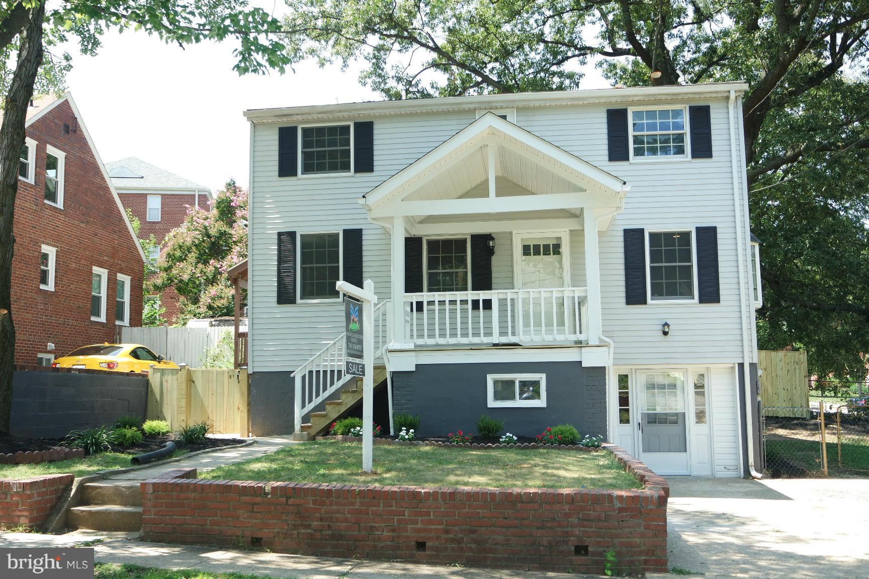 MT RAINIER- ROGERS 1ST A - Residential