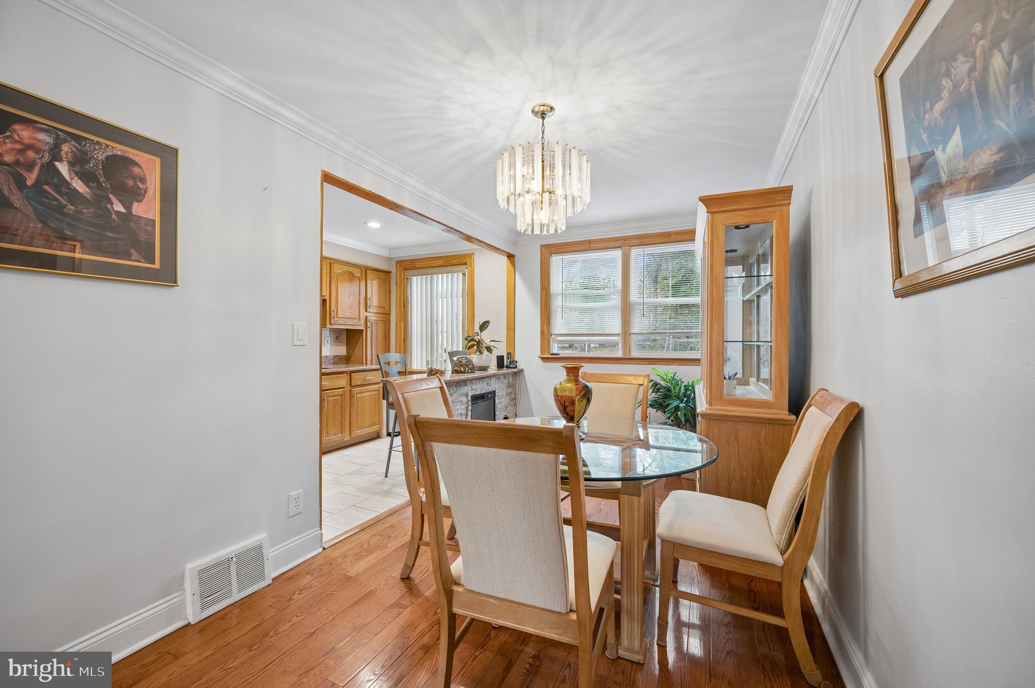 GERMANTOWN (EAST) - Residential