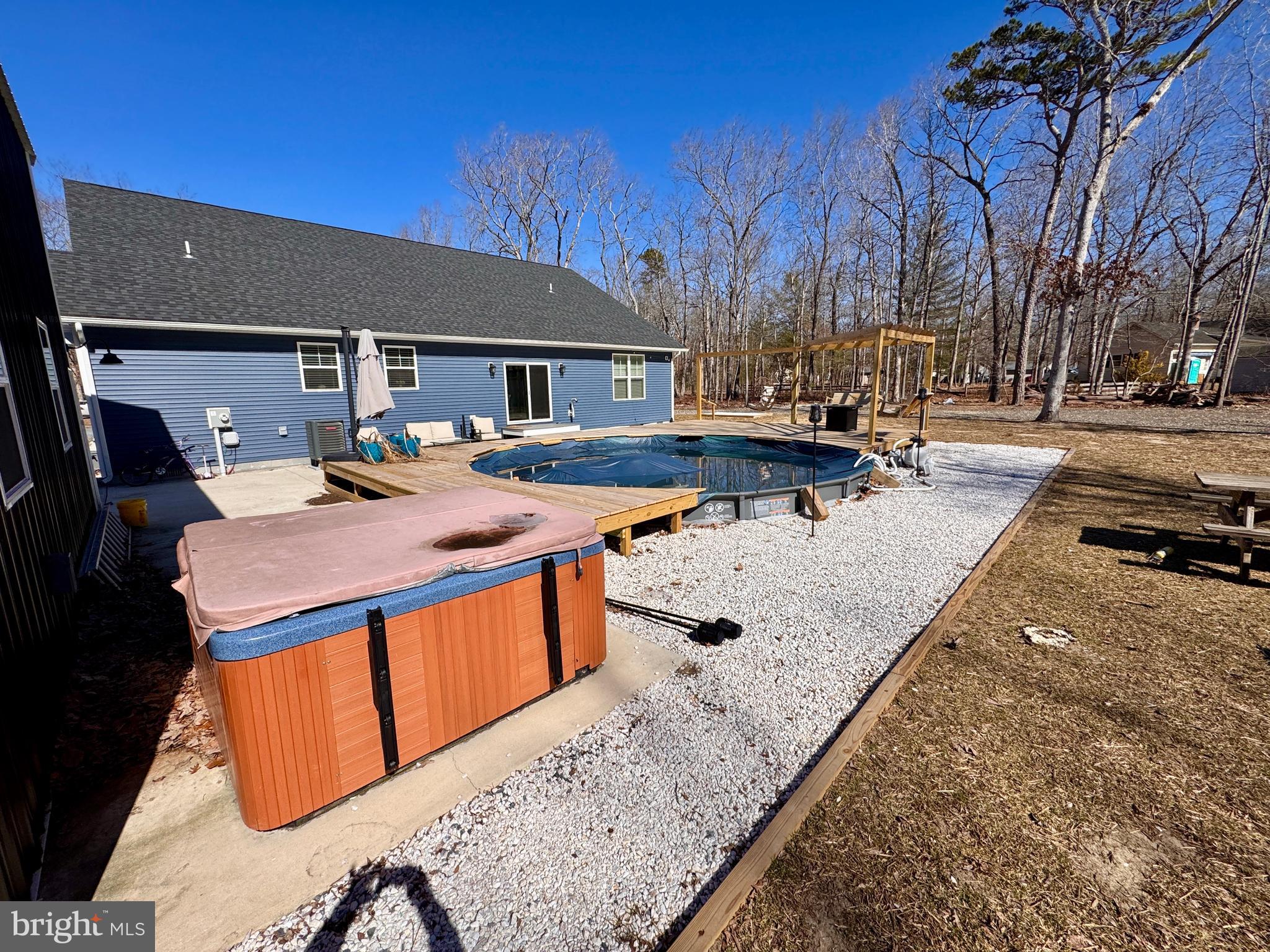 FOX GRAPE FARMS - Residential