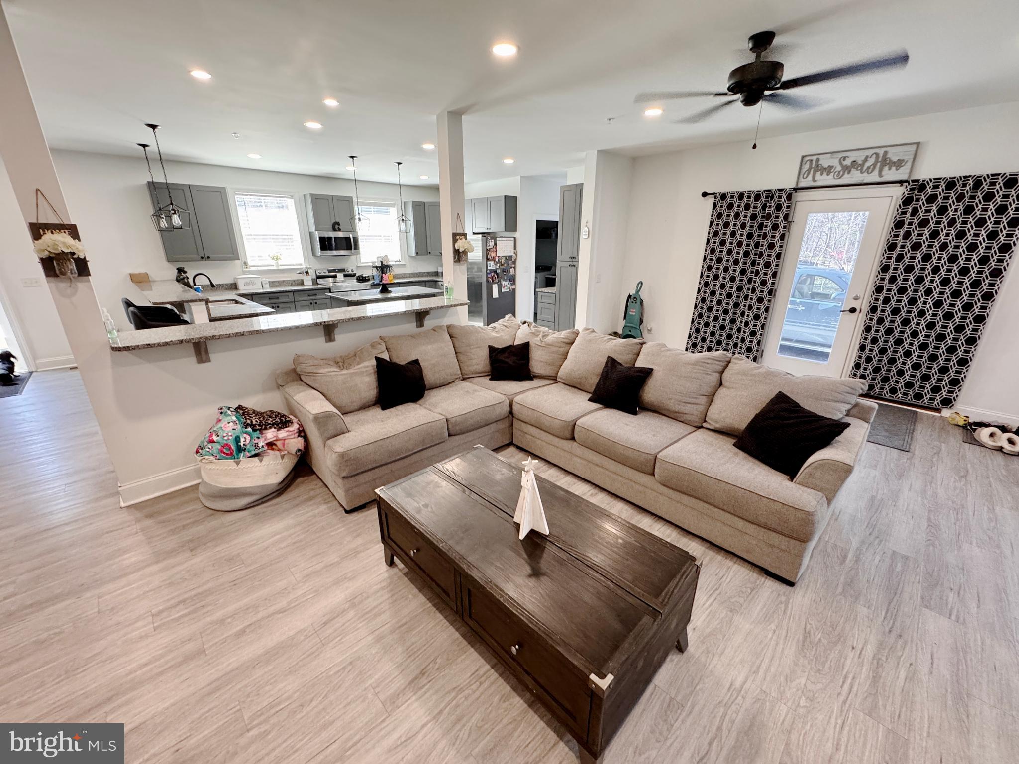 FOX GRAPE FARMS - Residential