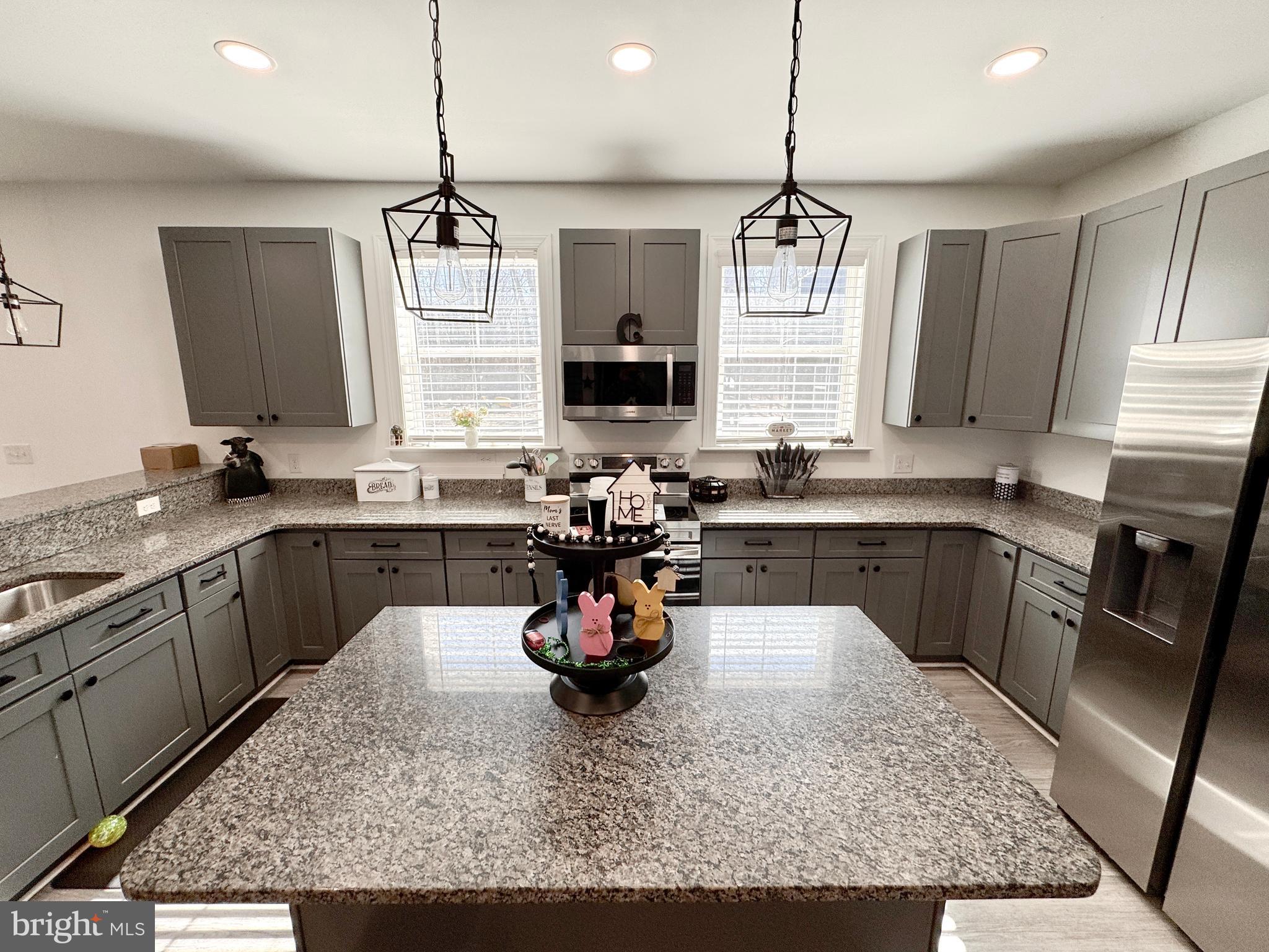 FOX GRAPE FARMS - Residential