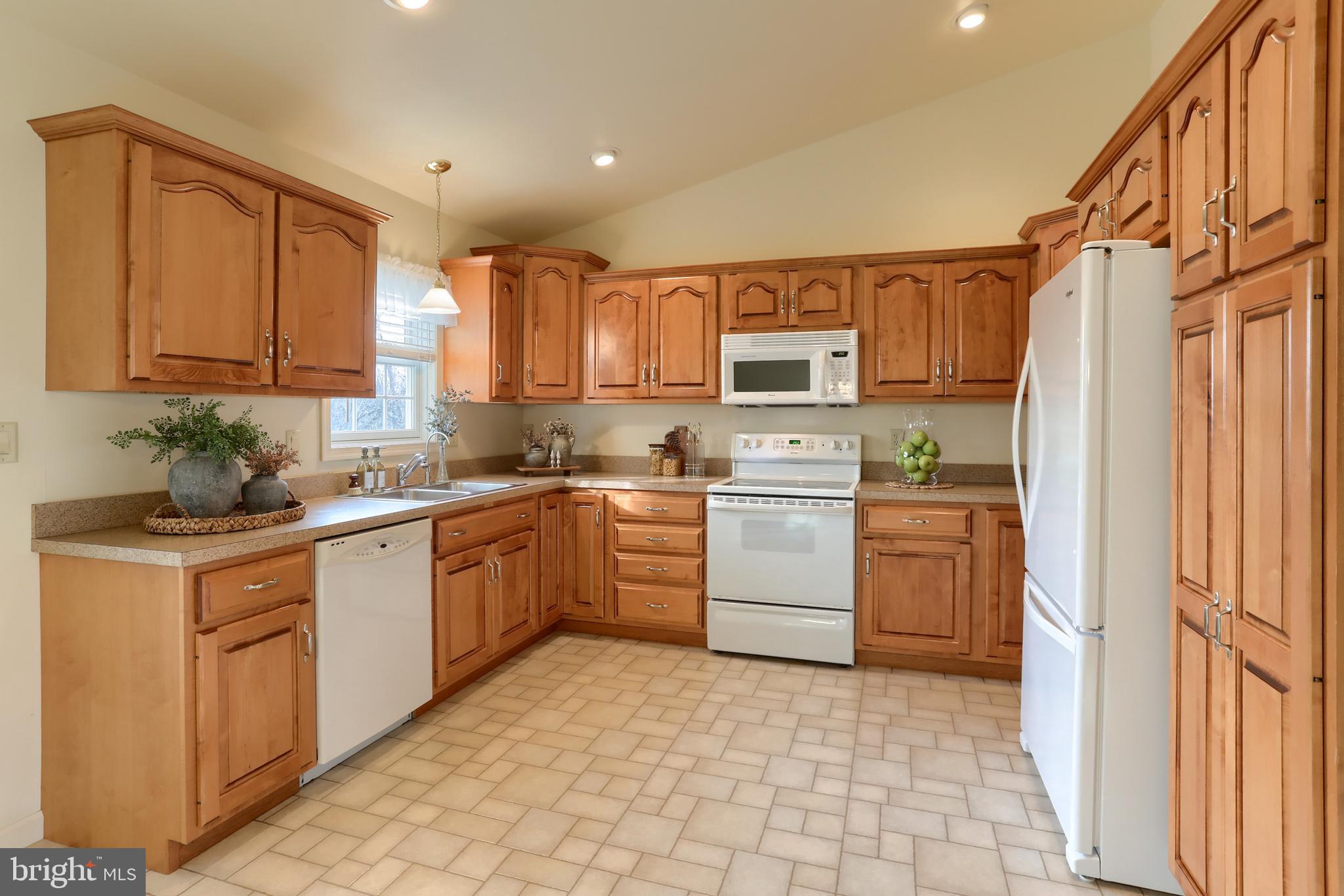 ARBOR GATE - Residential