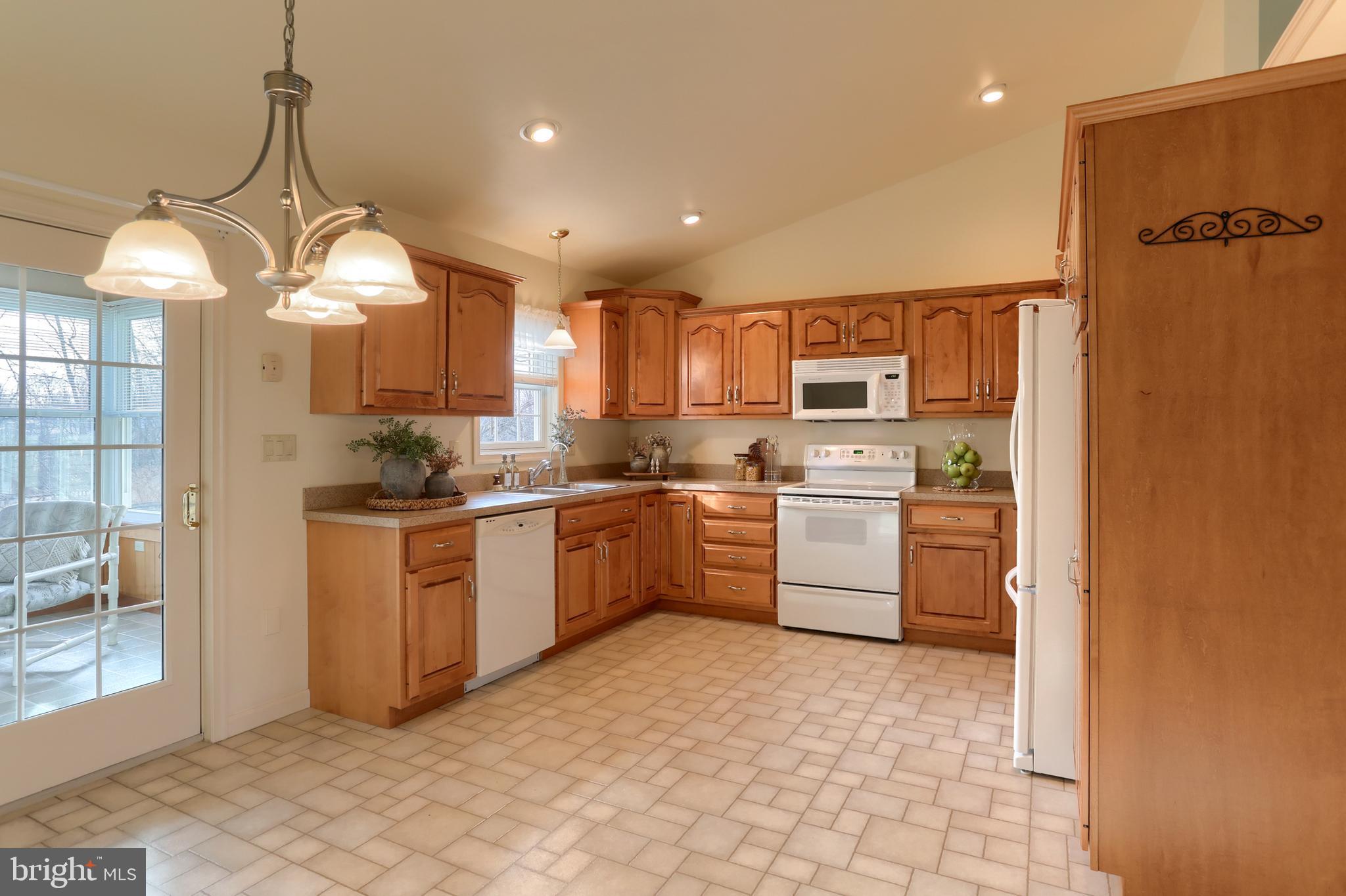 ARBOR GATE - Residential