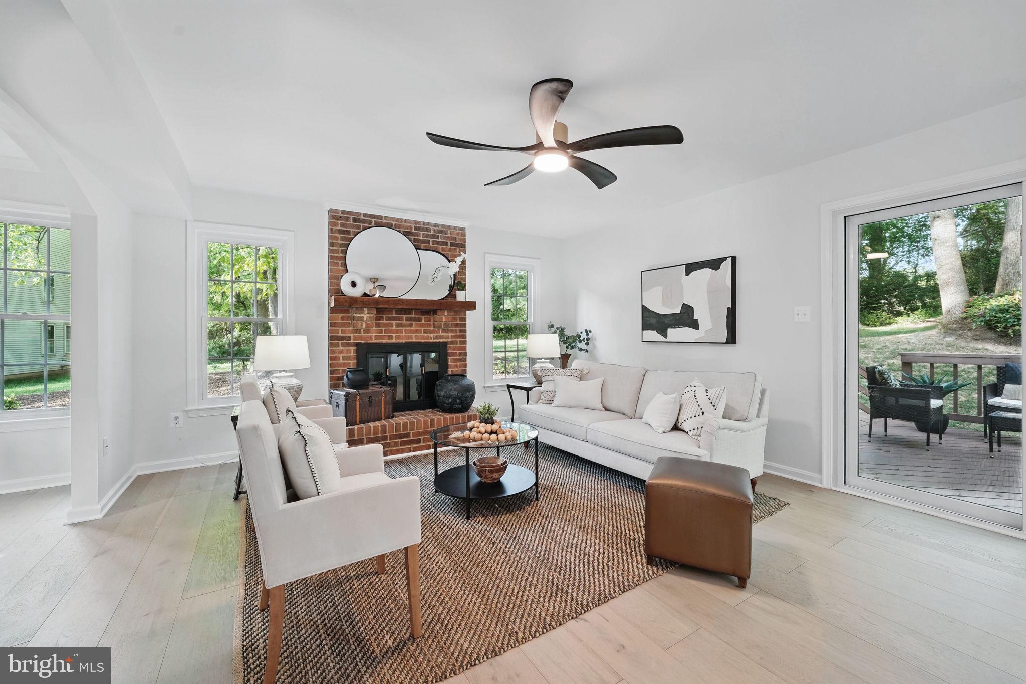 RESTON - Residential