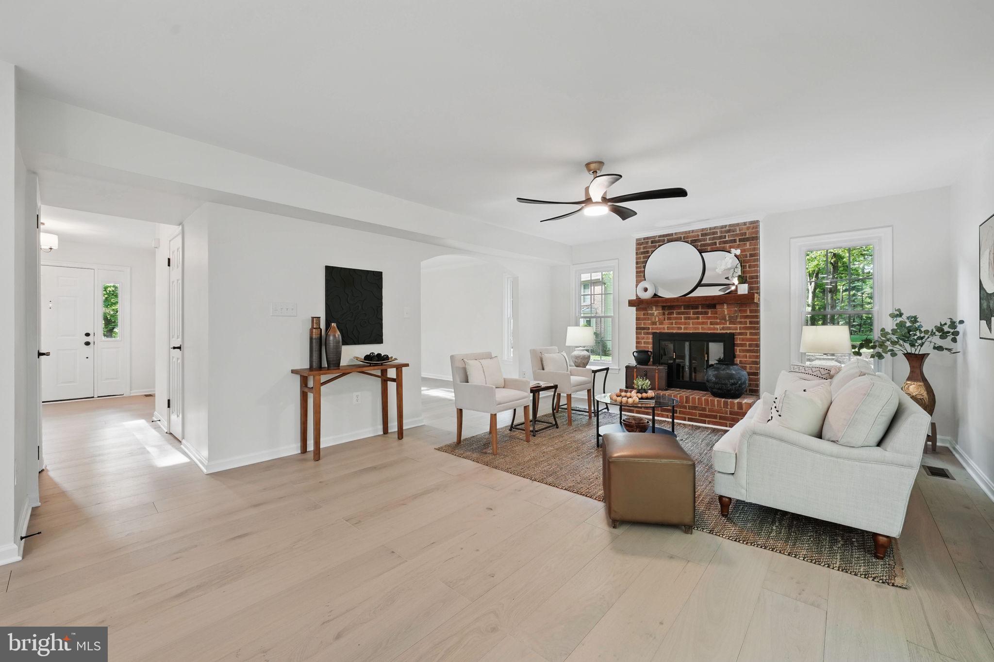 RESTON - Residential