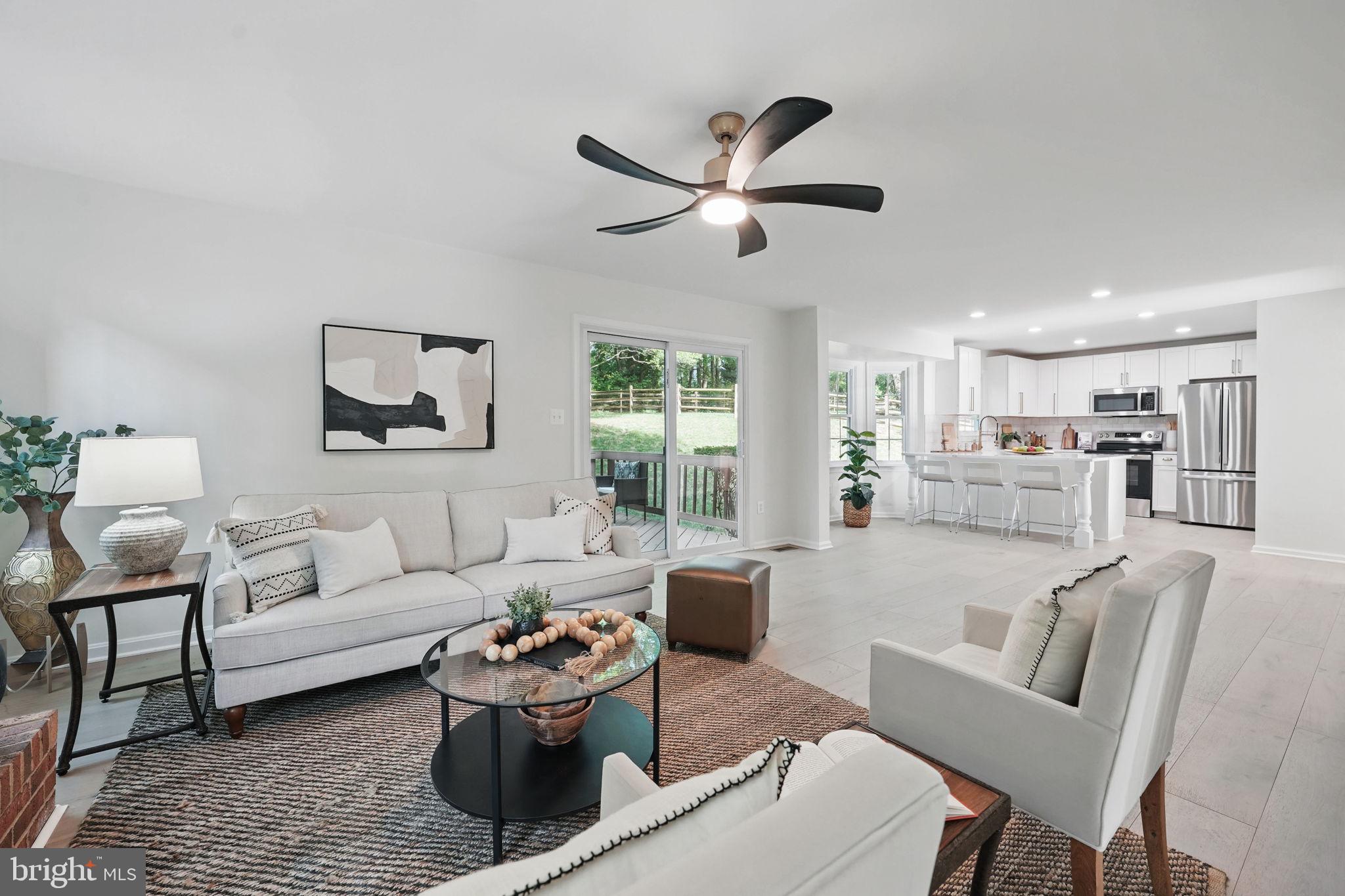 RESTON - Residential