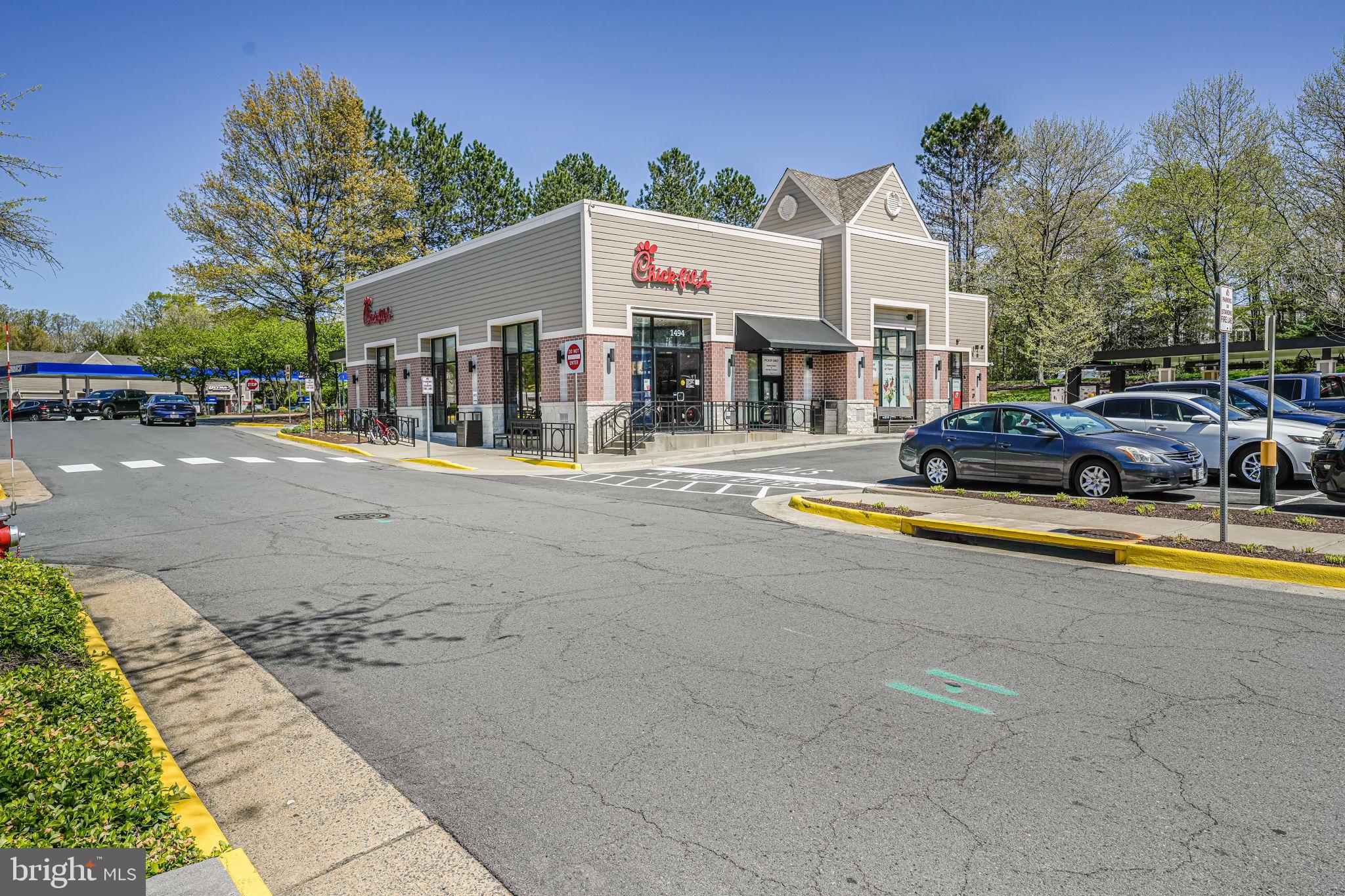 RESTON - Residential