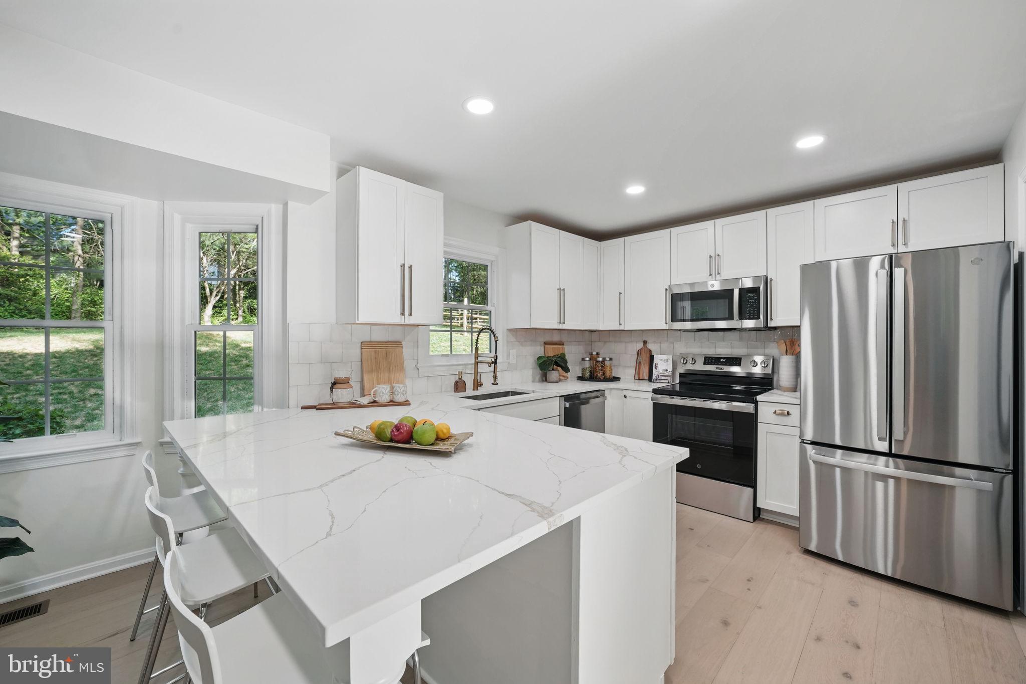 RESTON - Residential