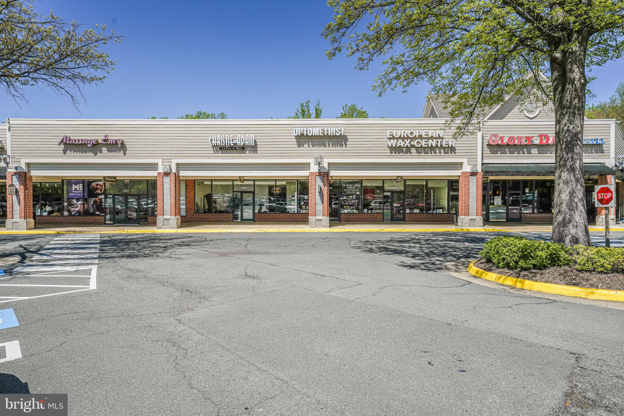 RESTON - Residential