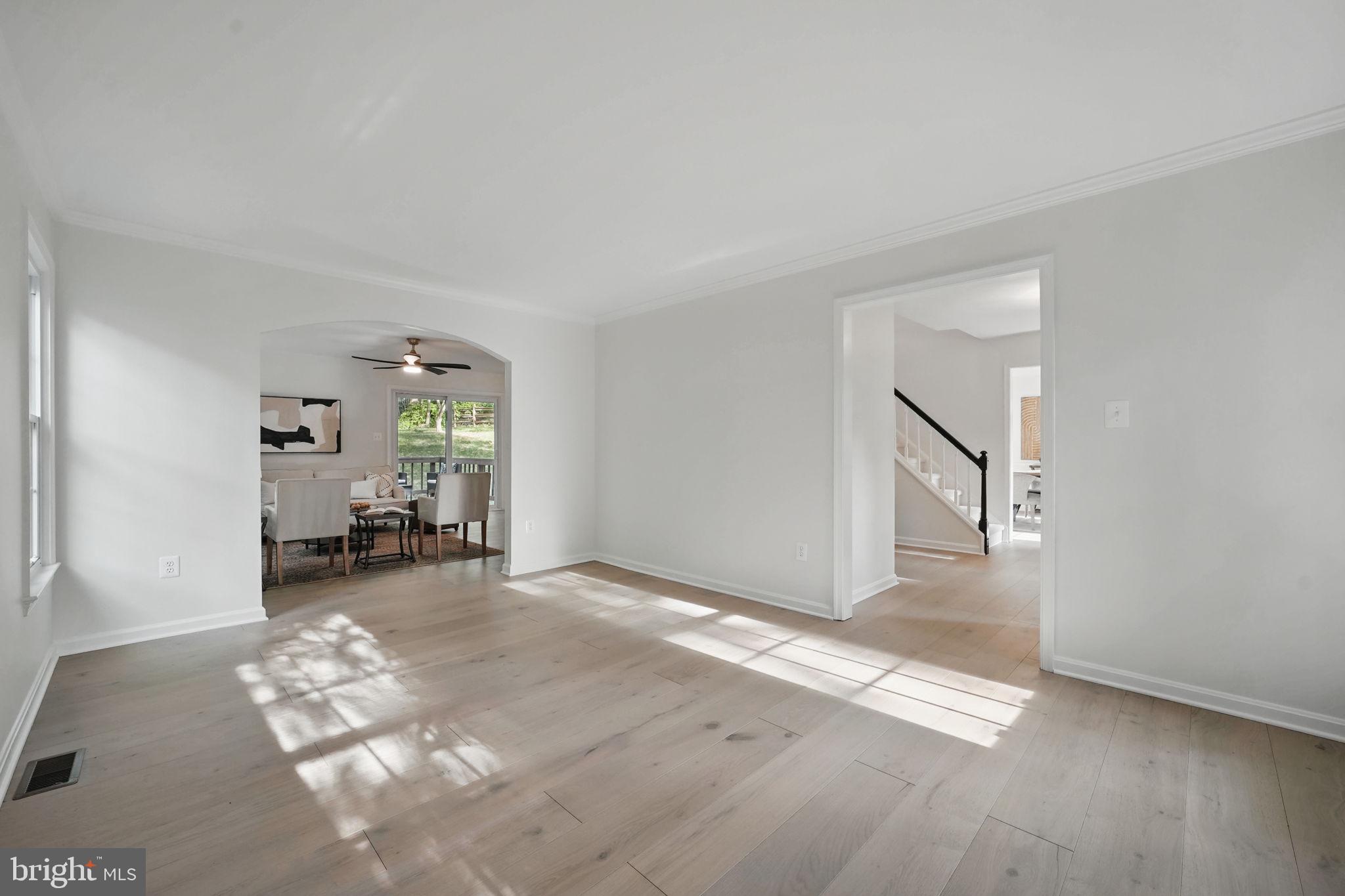 RESTON - Residential