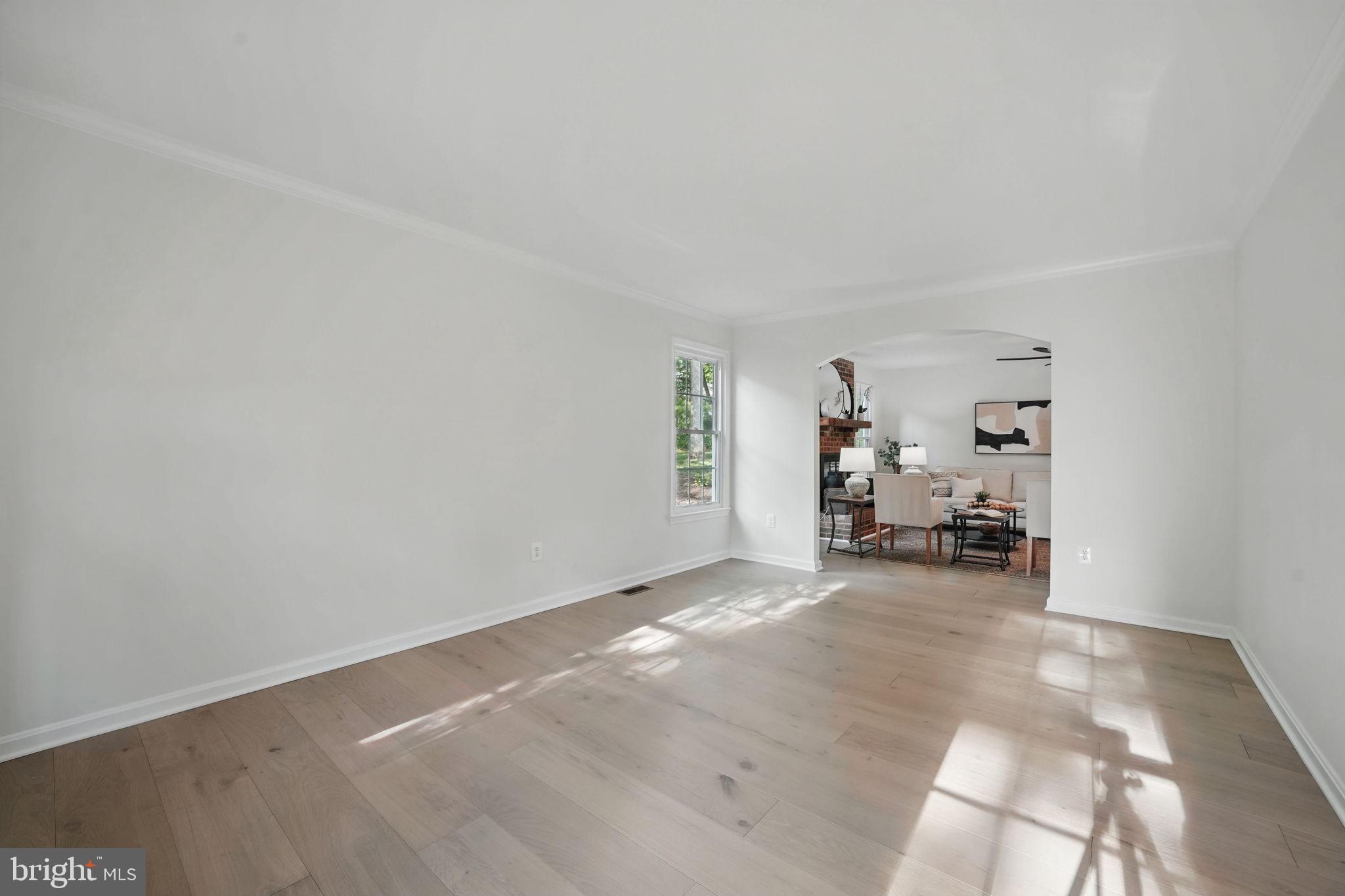 RESTON - Residential