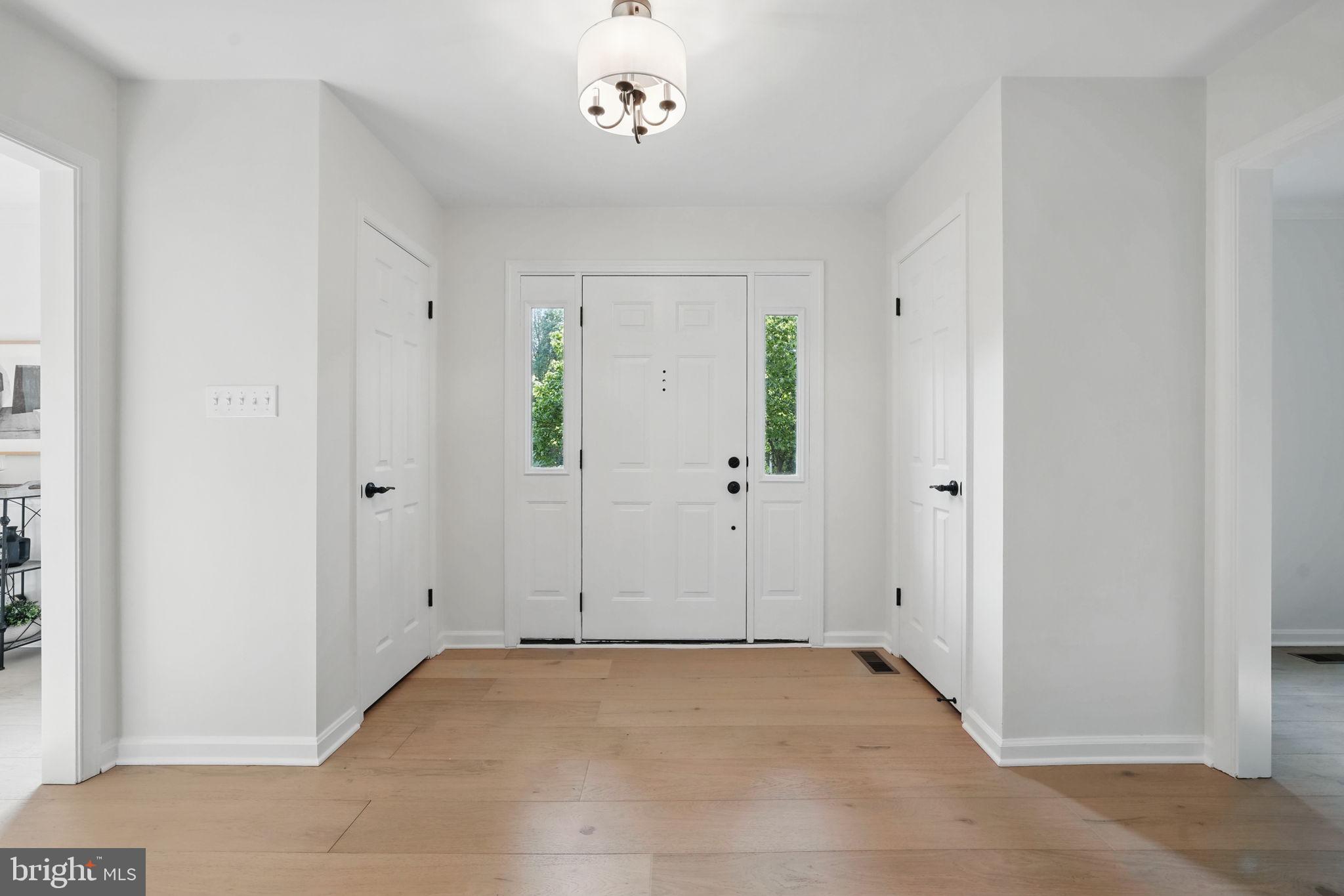 RESTON - Residential