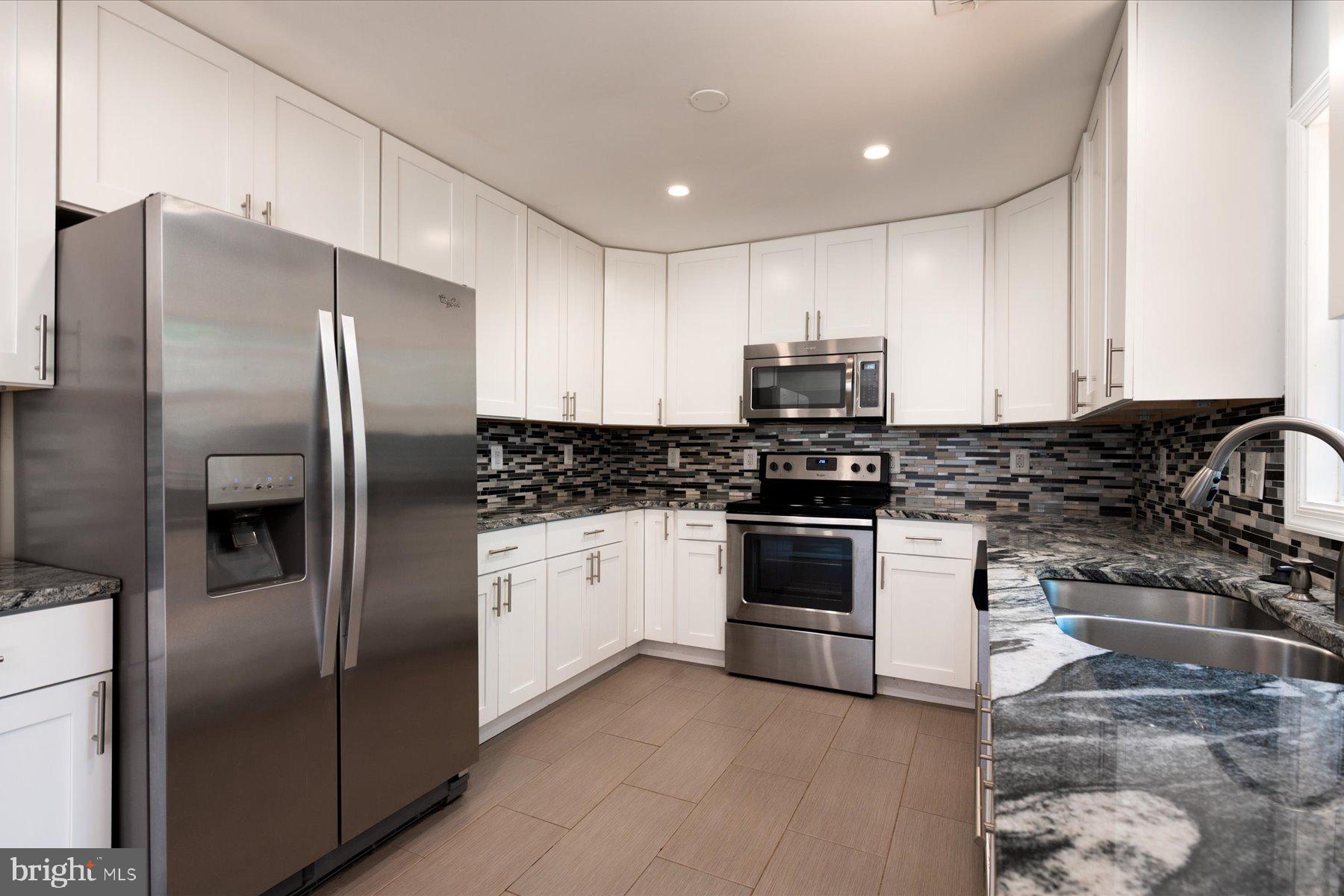 CAPE ST CLAIRE - Residential