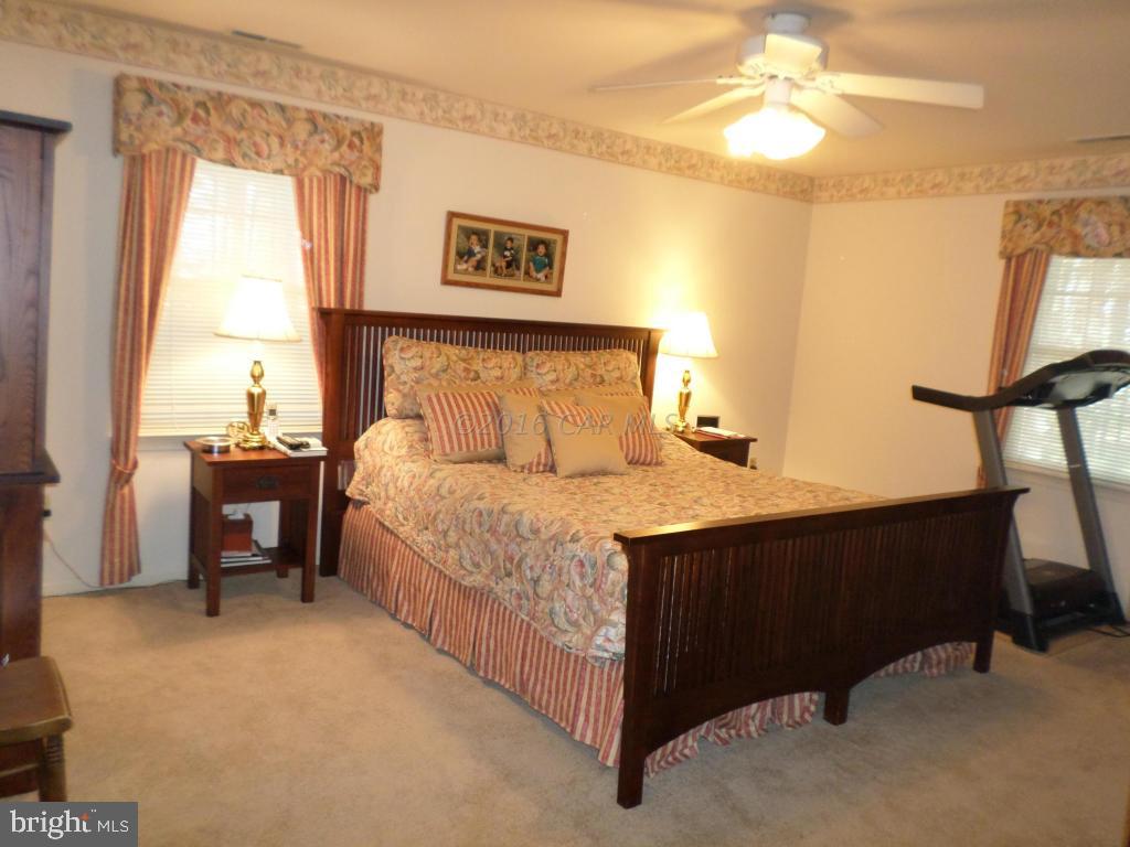 CENTENNIAL VILLAGE - Residential