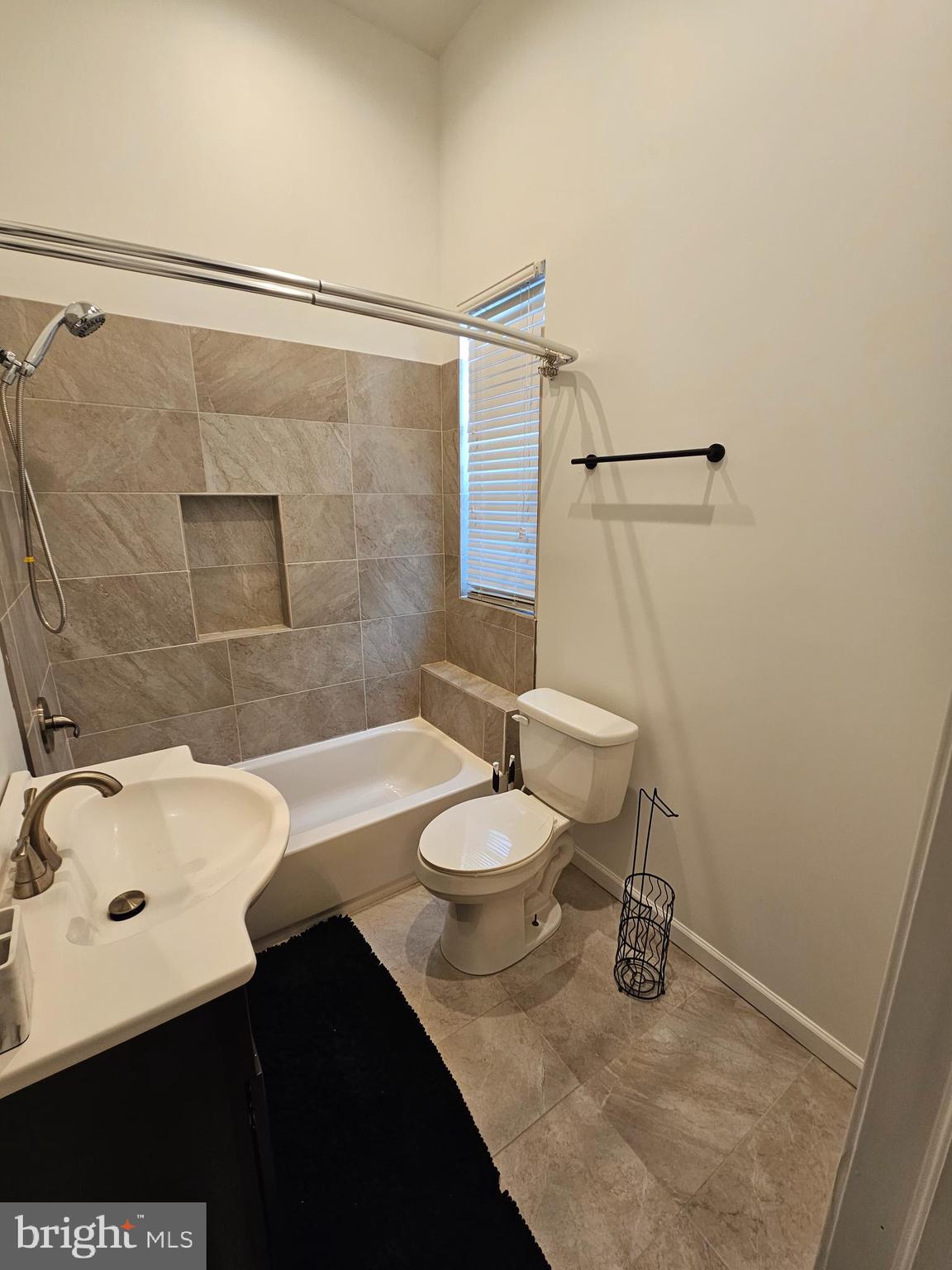 CAMP SPRINGS - Residential Lease