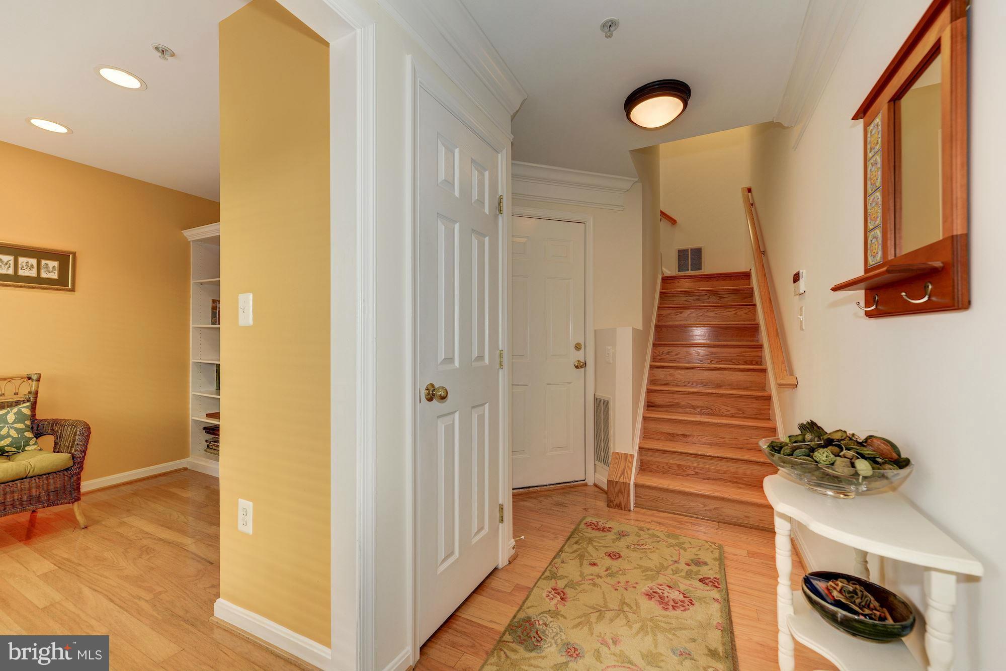 CAMERON STATION - Residential