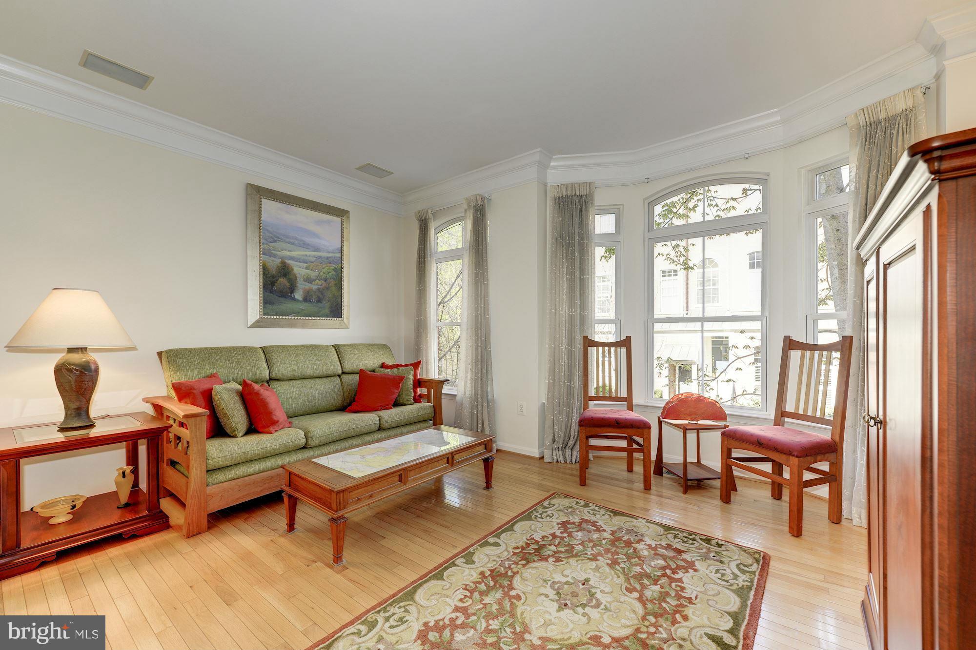 CAMERON STATION - Residential