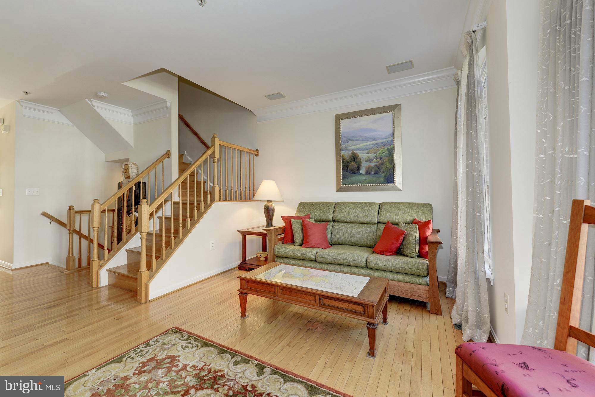 CAMERON STATION - Residential