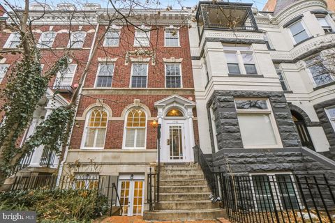 Photo of 1706 16th Street NW #1, WASHINGTON, DC 20009 (MLS # DCDC2241308)