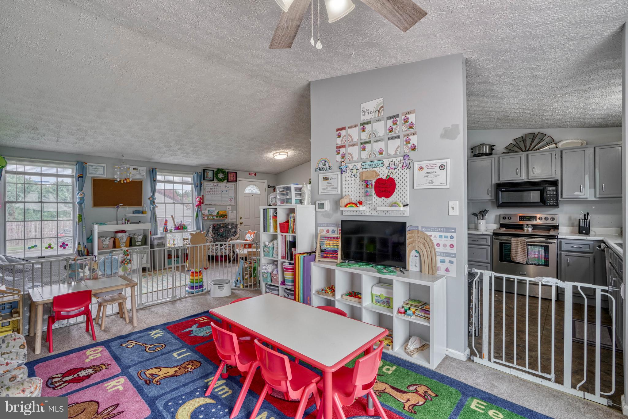 EVERGREEN AT PUTTY HILL - Residential