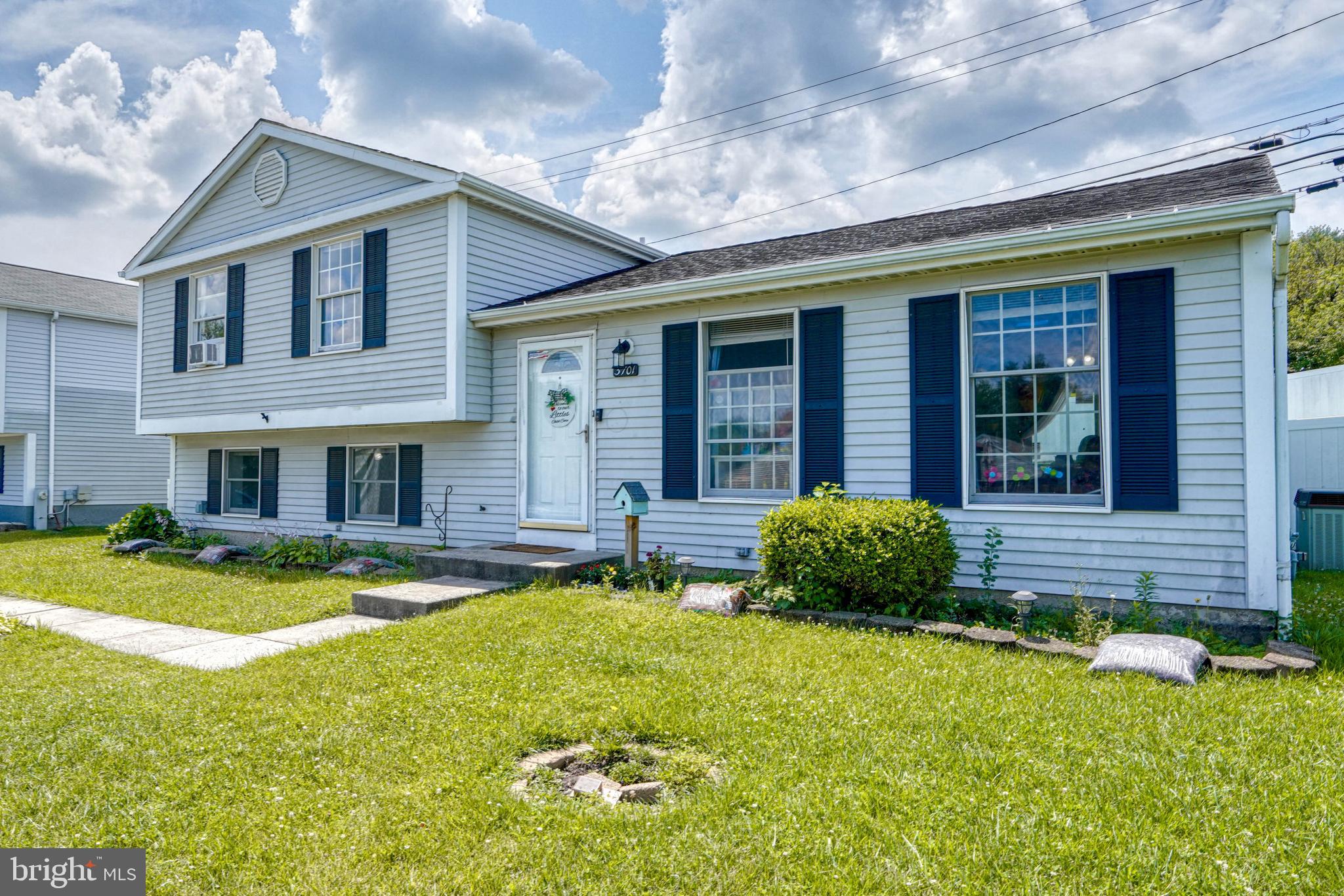 EVERGREEN AT PUTTY HILL - Residential