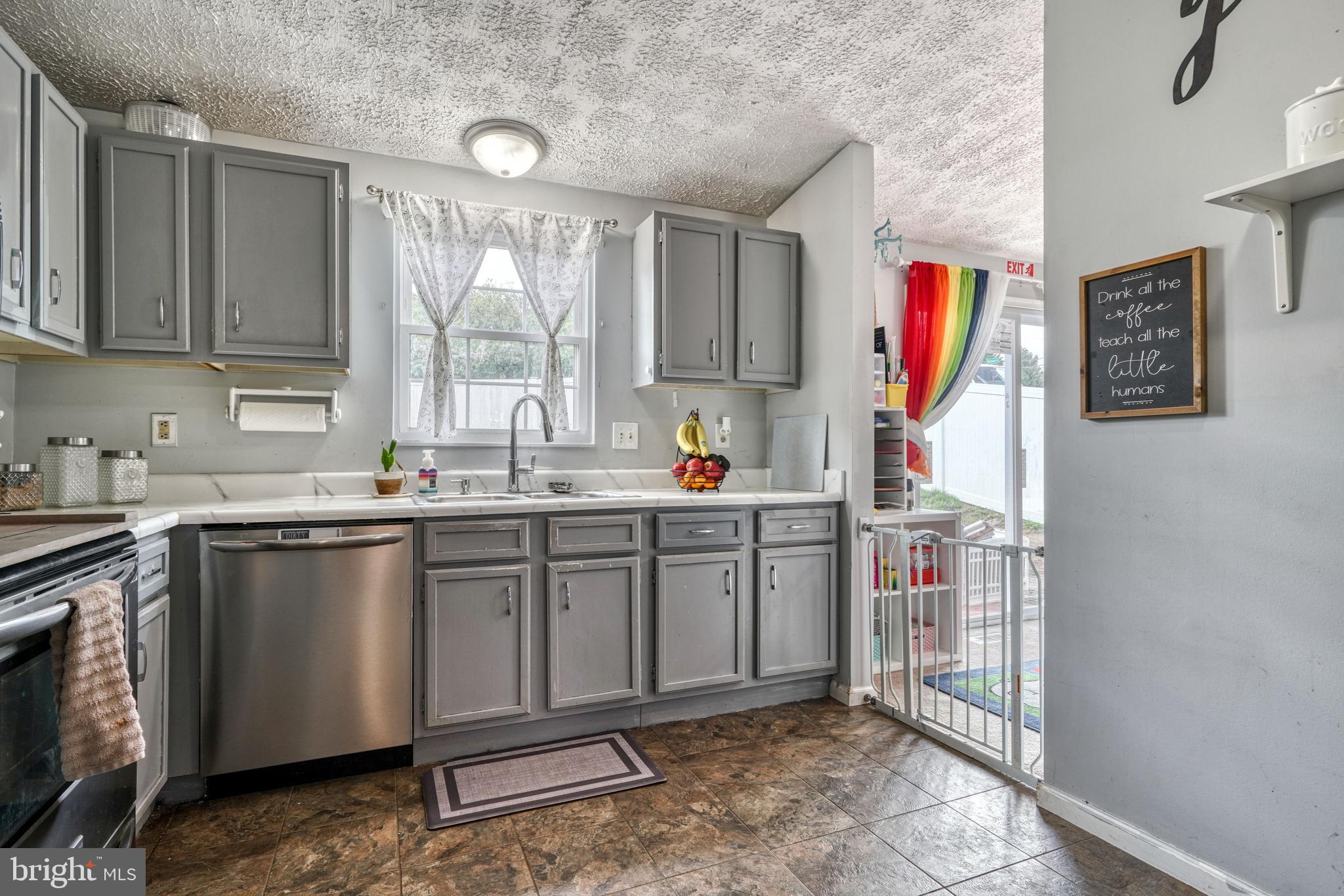 EVERGREEN AT PUTTY HILL - Residential