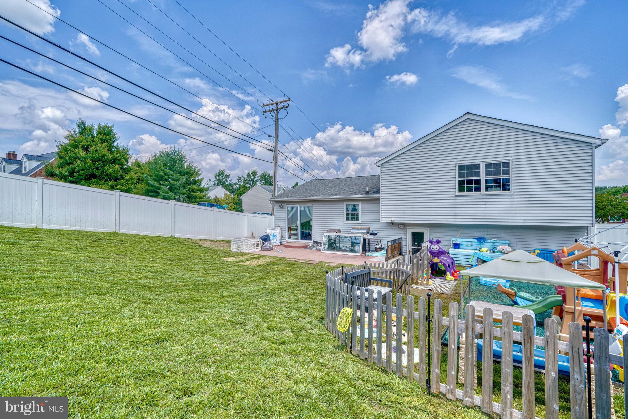 EVERGREEN AT PUTTY HILL - Residential