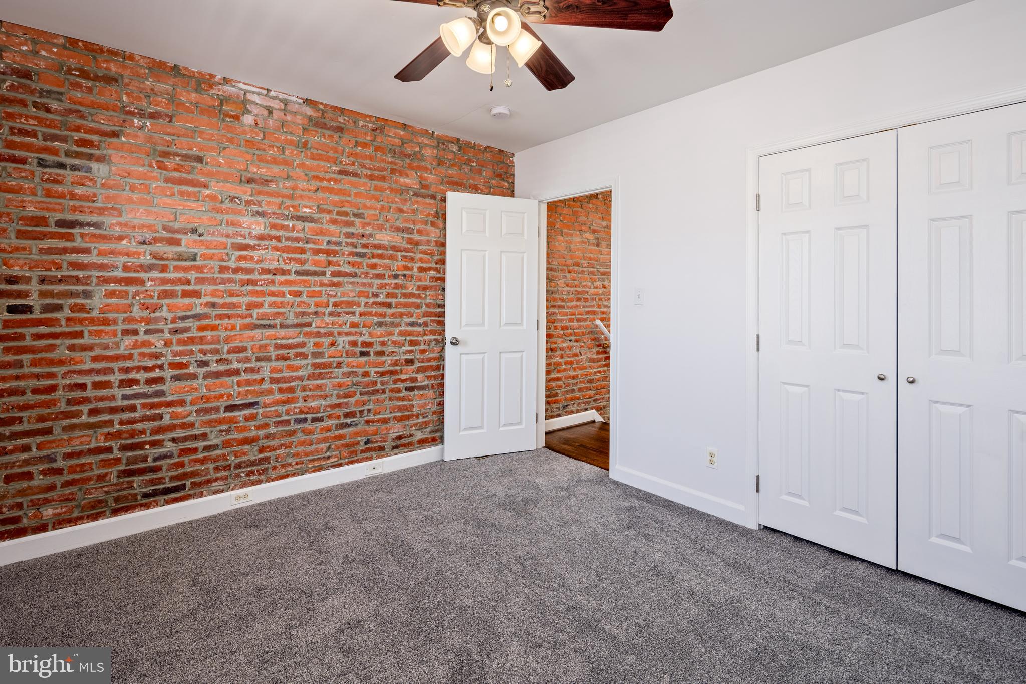 HIGHLANDTOWN - Residential