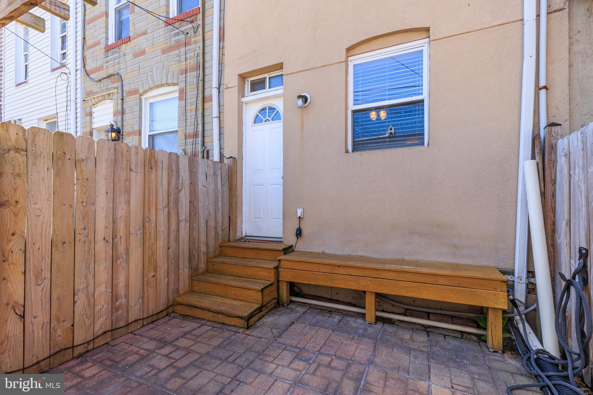 HIGHLANDTOWN - Residential