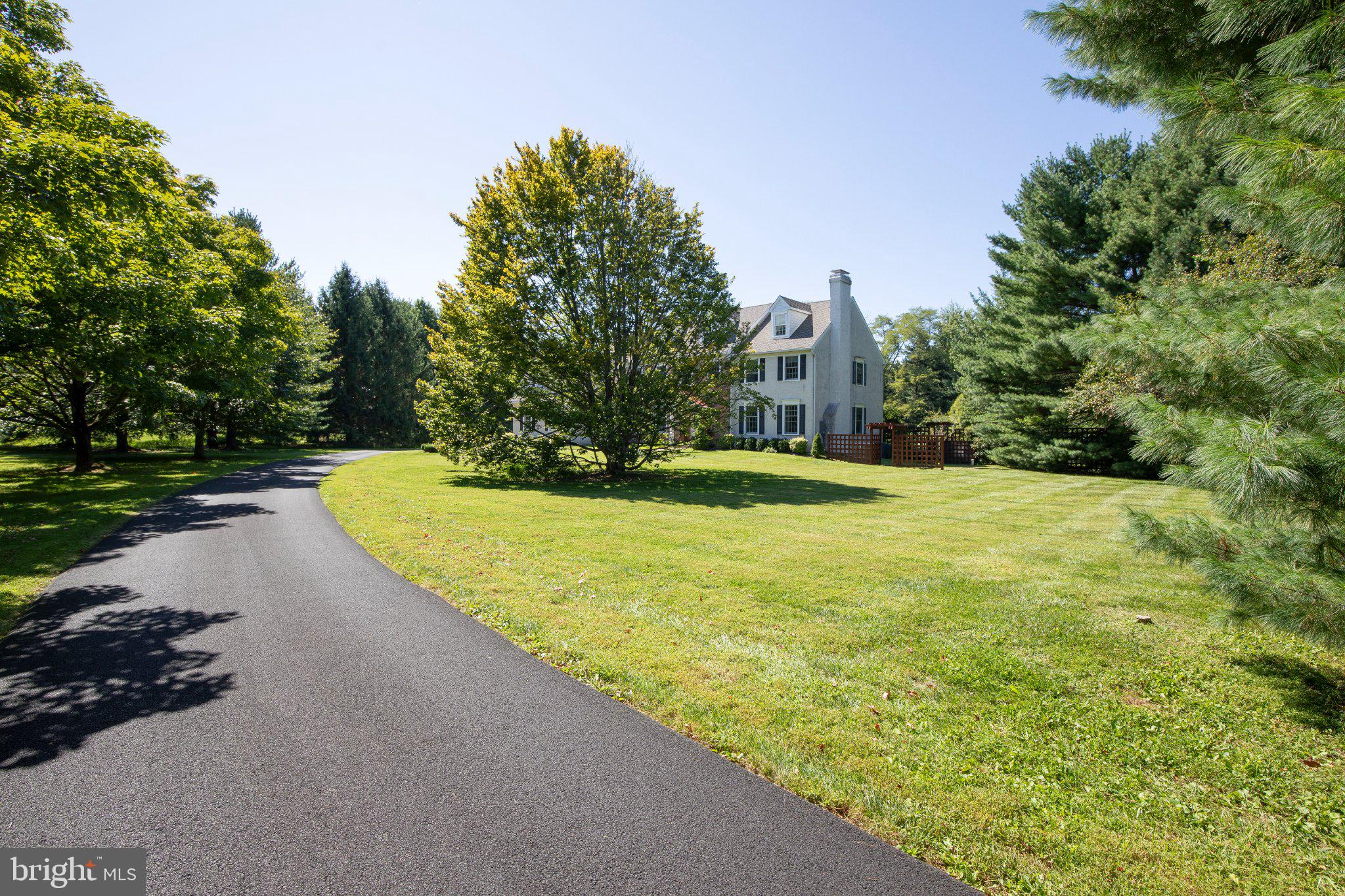 13 CRESTWOOD CIRCLE