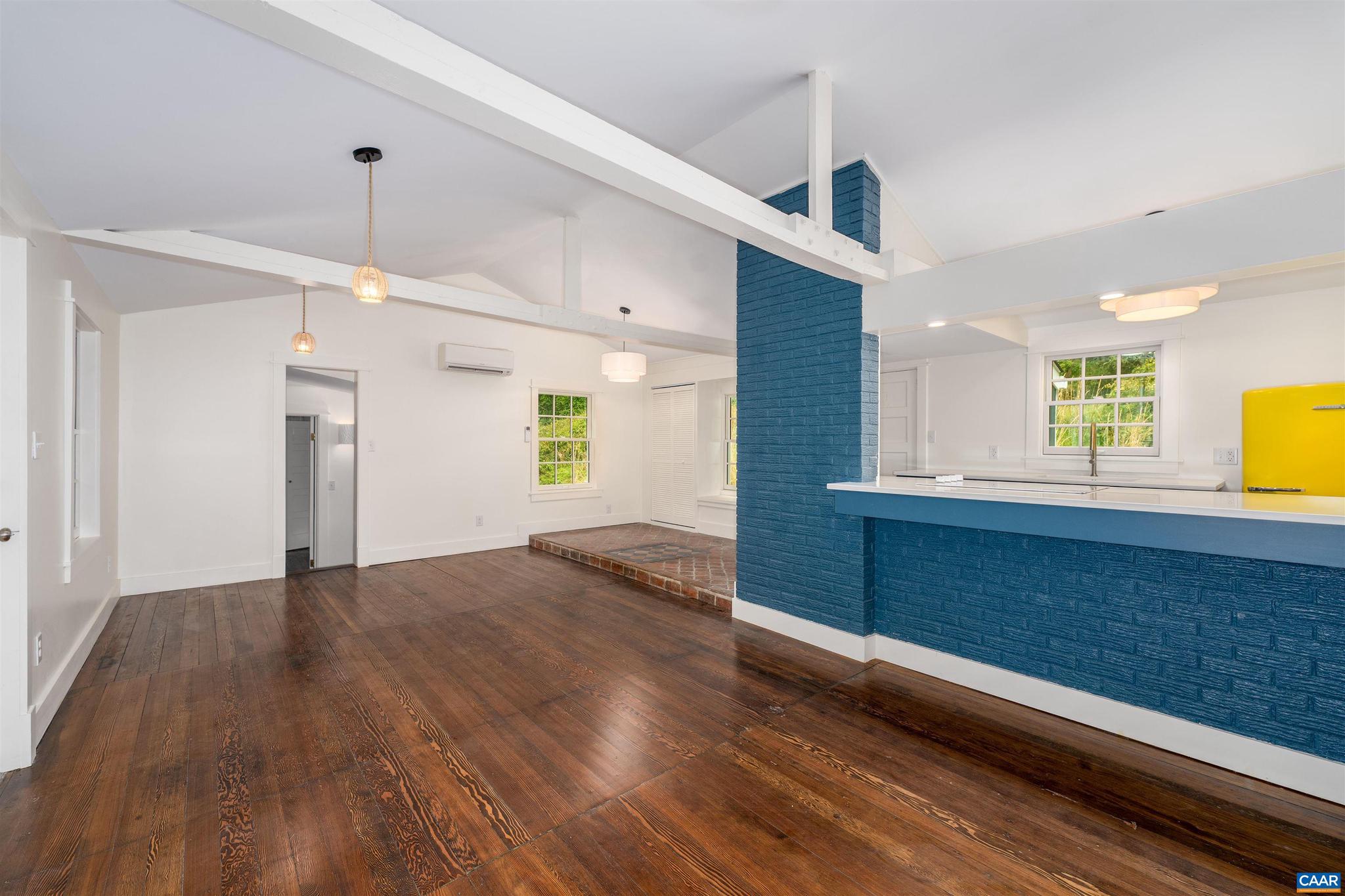 ALBEMARLE LAKE - Residential