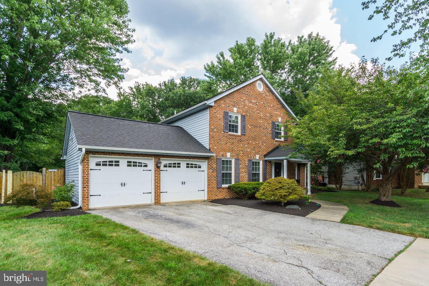 Beautifully Renovated & Move-In Ready! This well-maintained home offers modern updates inside and out. The kitchen features stainless steel appliances, granite countertops, and updated cabinetry with generous storage. Step out to a large, private, fully fenced backyard—accessible from both the dining and living rooms—and unwind on the deck, surrounded by mature trees for added privacy.
Enjoy real hardwood floors throughout the main level and newer carpeting upstairs. The front yard is professionally landscaped for excellent curb appeal. Major systems have been updated for peace of mind: the roof, windows, and front door are all under 10 years old; HVAC and washer/dryer are less than 5 years old; skylights have been replaced, and walls are freshly painted throughout.
Upstairs, you'll find spacious bedrooms and two updated bathrooms, including a primary suite with a jetted tub. The bright, well-lit basement offers additional storage and flexible space.
Located in a peaceful neighborhood with easy access to National Harbor, DC, Northern Virginia, and more—this home truly offers the best of comfort and convenience!