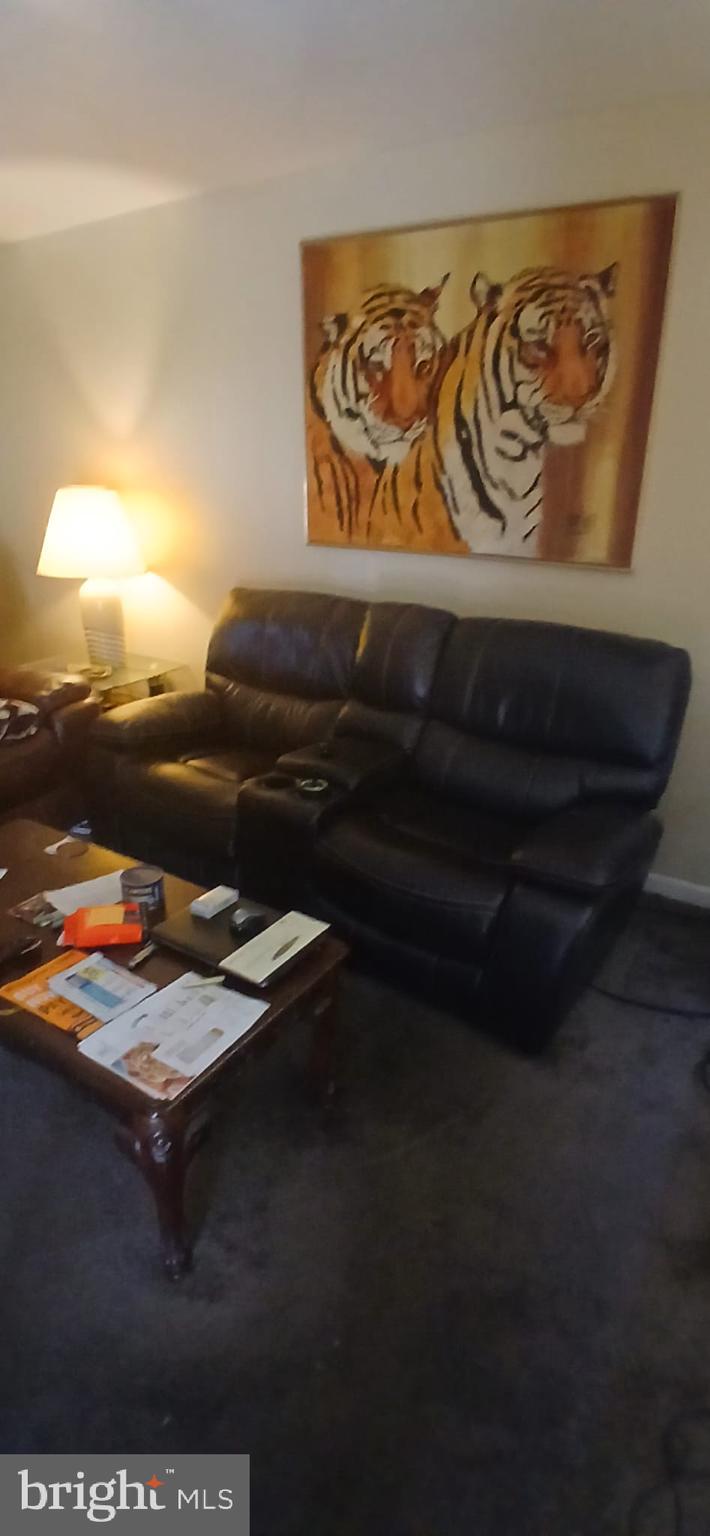 HY-VIEW TERRACE - Residential