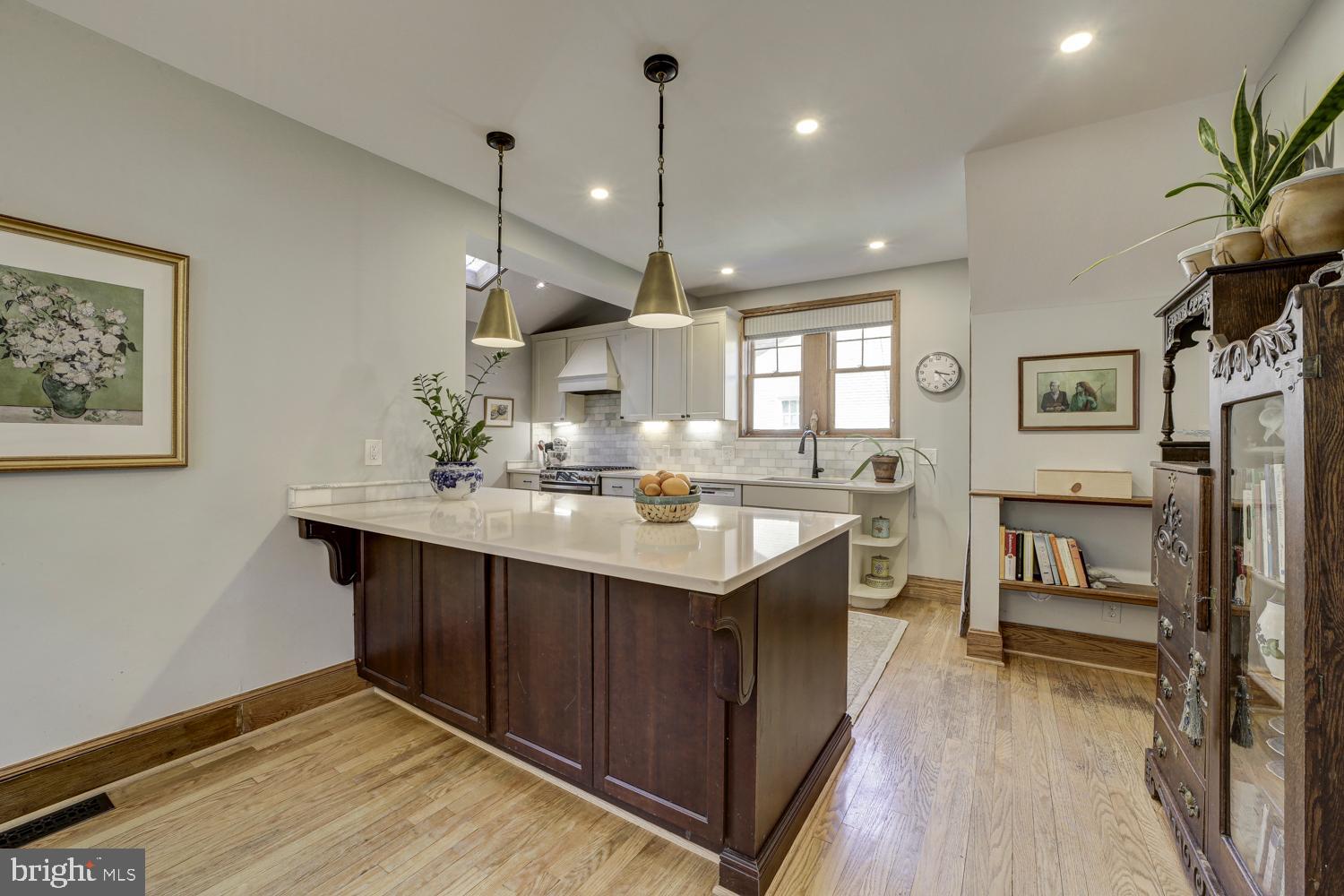 UNIVERSITY PARK - Residential