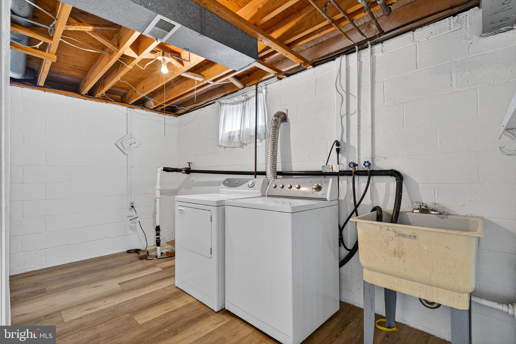 PERRY HALL VILLAGE - Residential