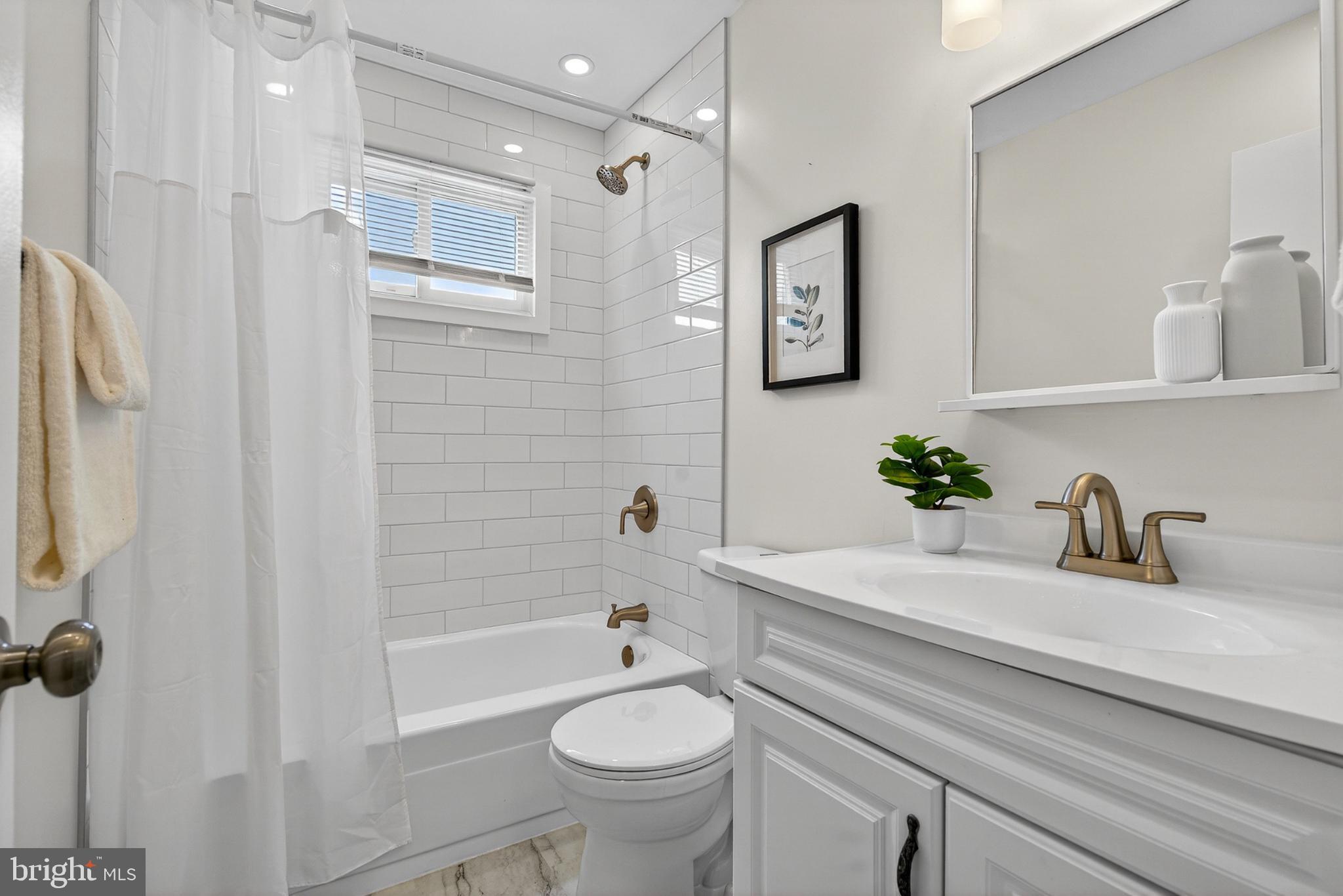 PERRY HALL VILLAGE - Residential