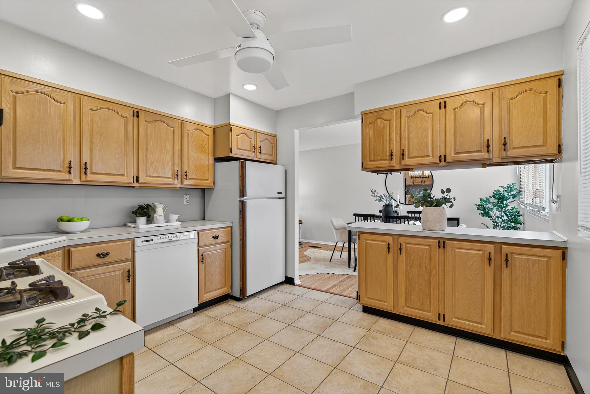 PERRY HALL VILLAGE - Residential