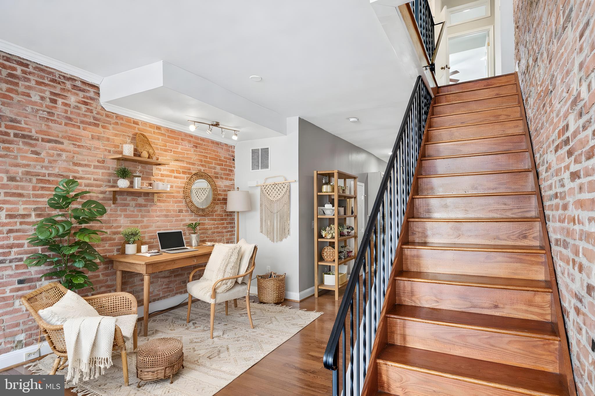 HIGHLANDTOWN - Residential