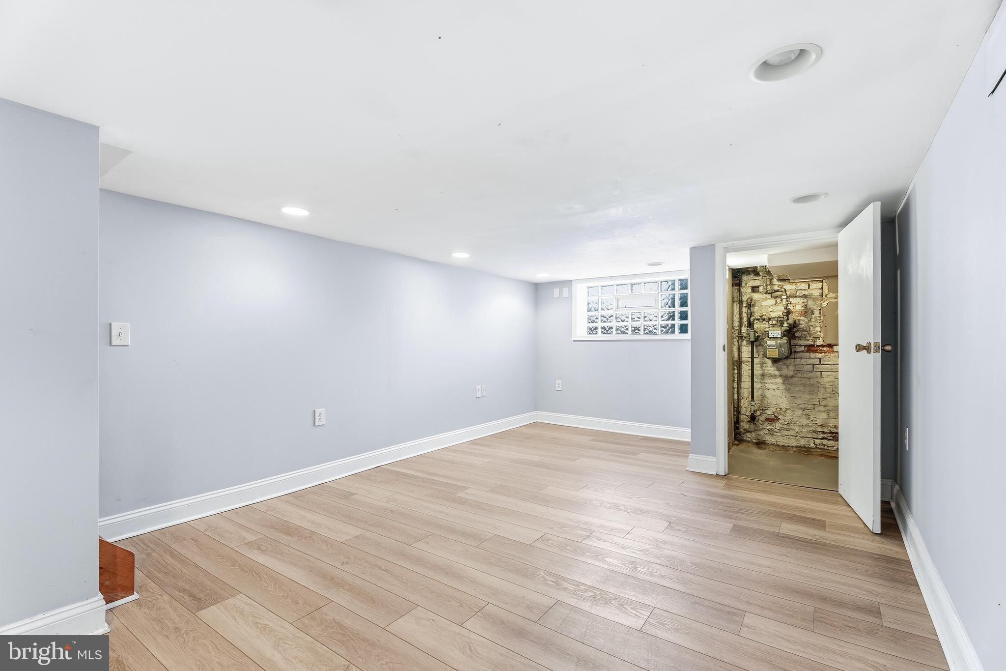 HIGHLANDTOWN - Residential